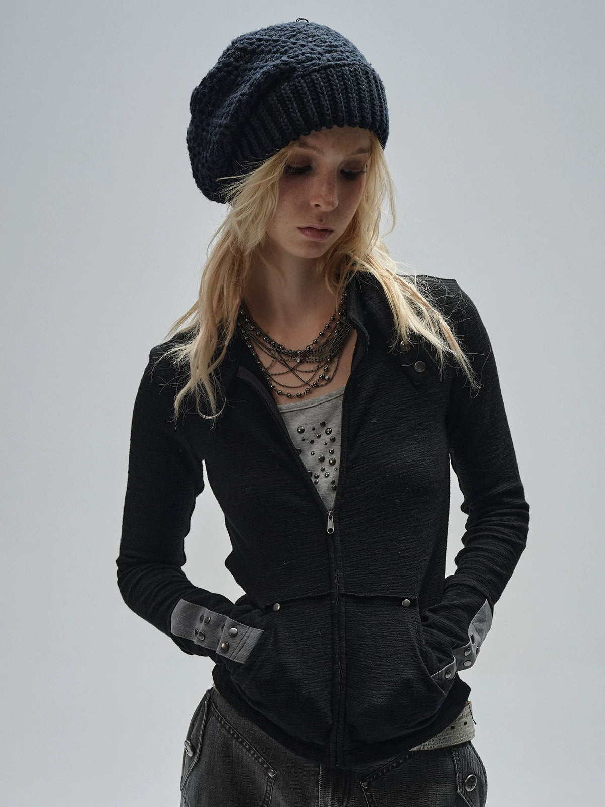 WearAndtear Stitching Rivet Neckline Slim Stand-up Collar Jacket
