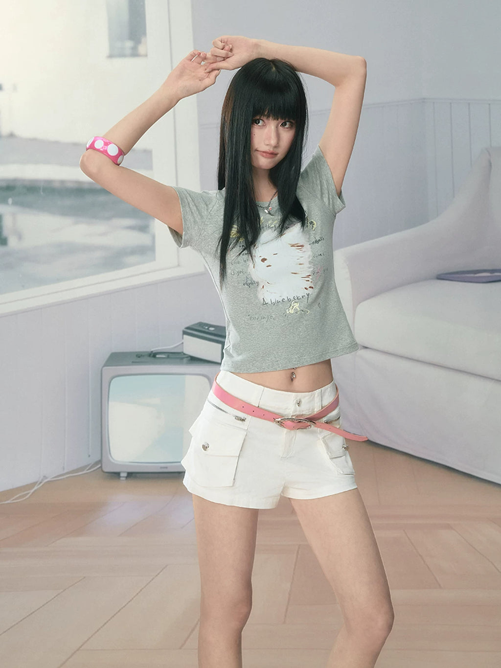 Ablueberry Slim and Thin Versatile Tee