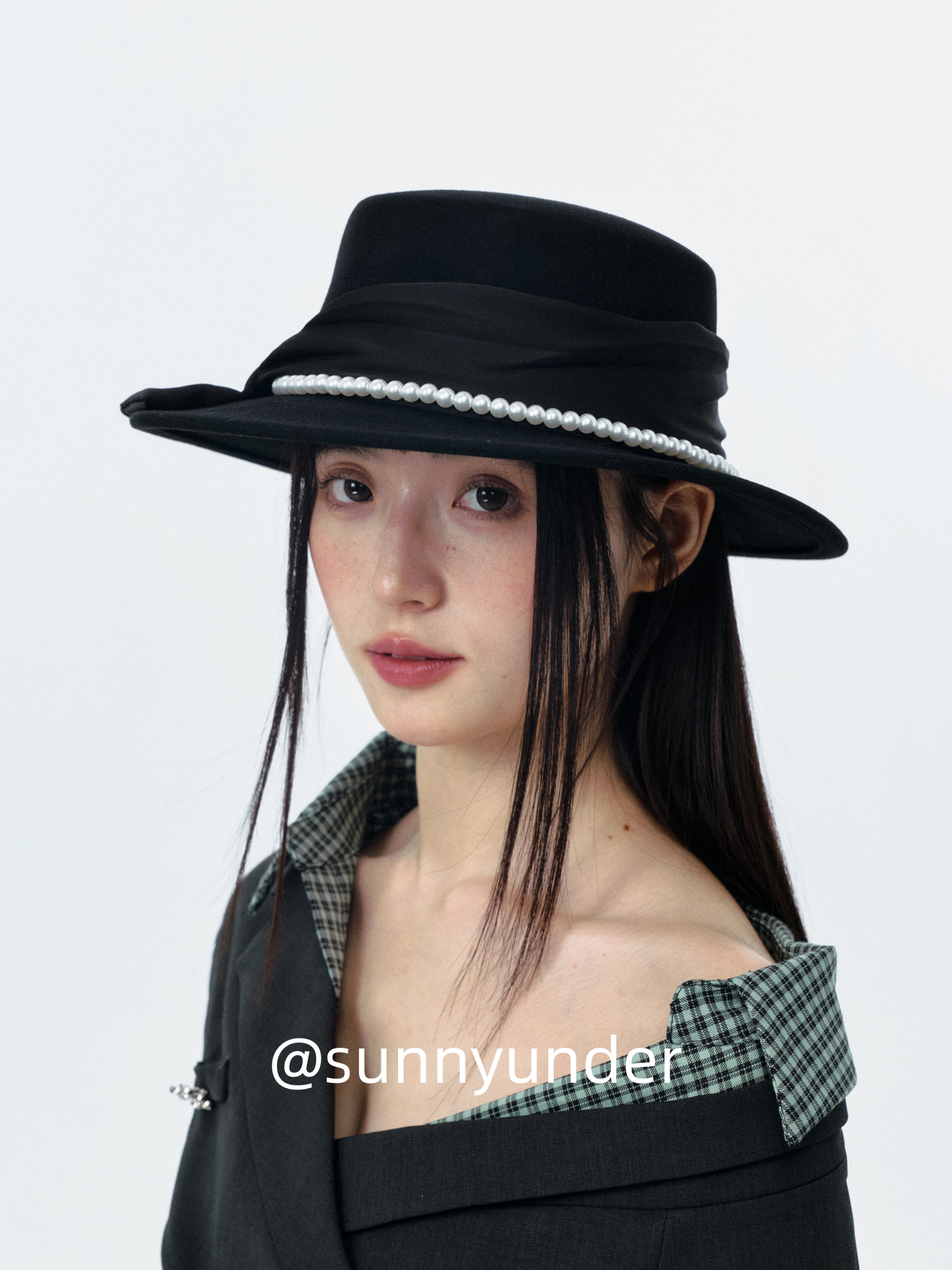 Sunnyunder Elegant Bead Strap Bow Wool Flat Top Hat