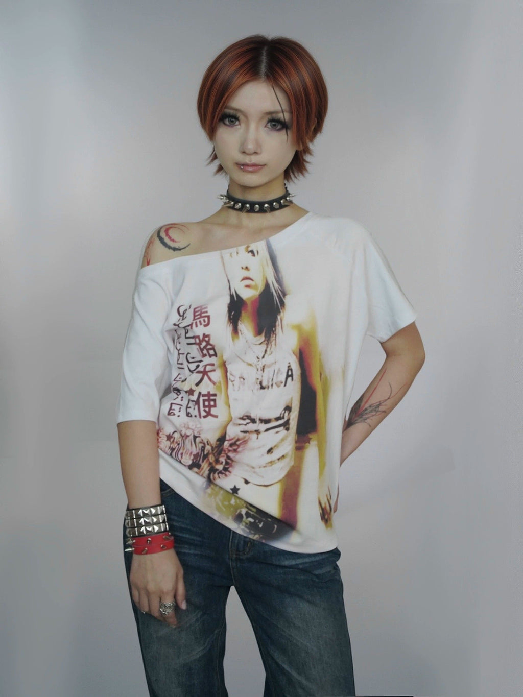 WEBBAR Y2K Antique Spice Girl Slash Shoulder Tee