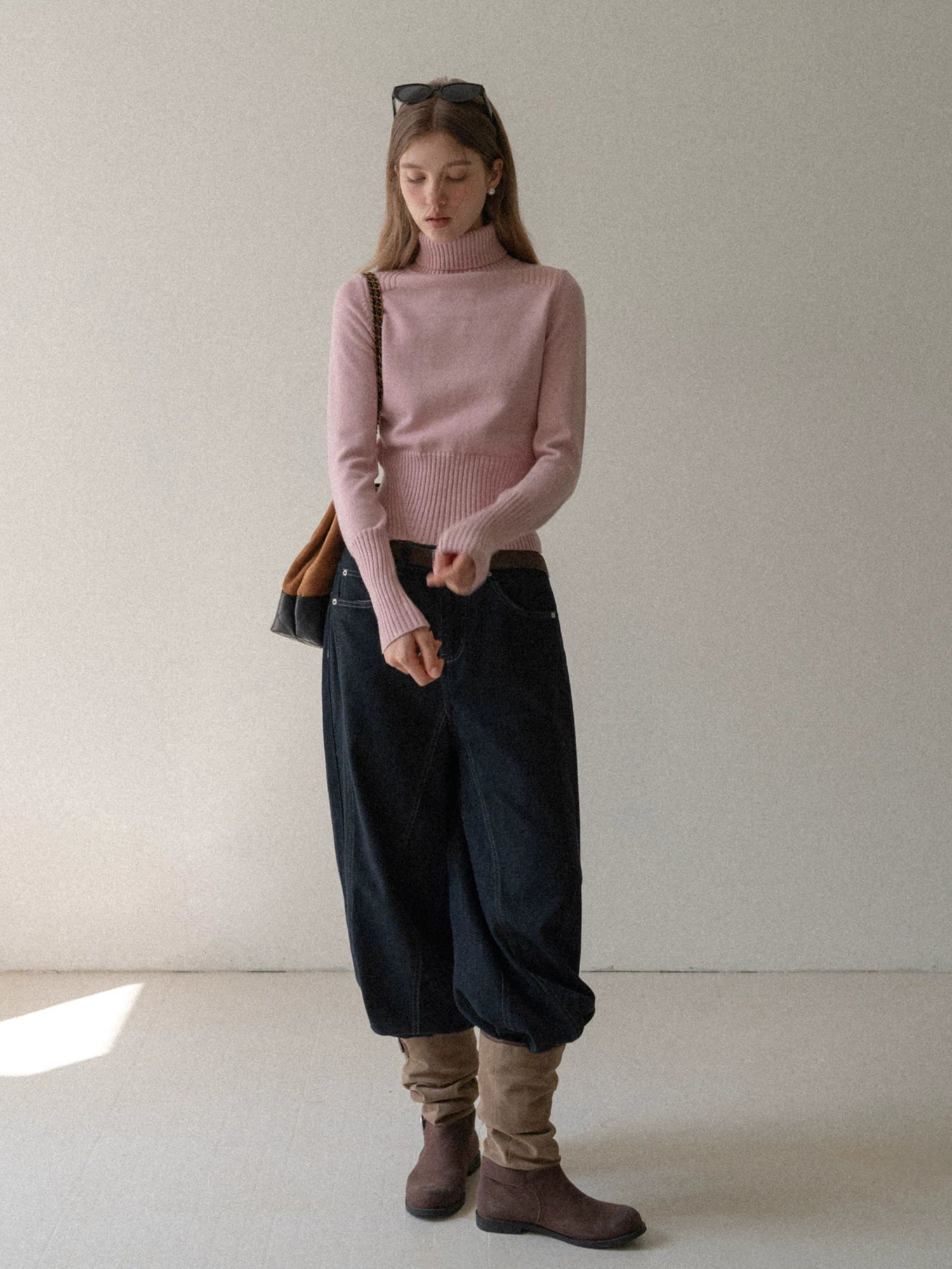 EGGKA Turtleneck Slim-fitting Waist Wool Knitted Sweater