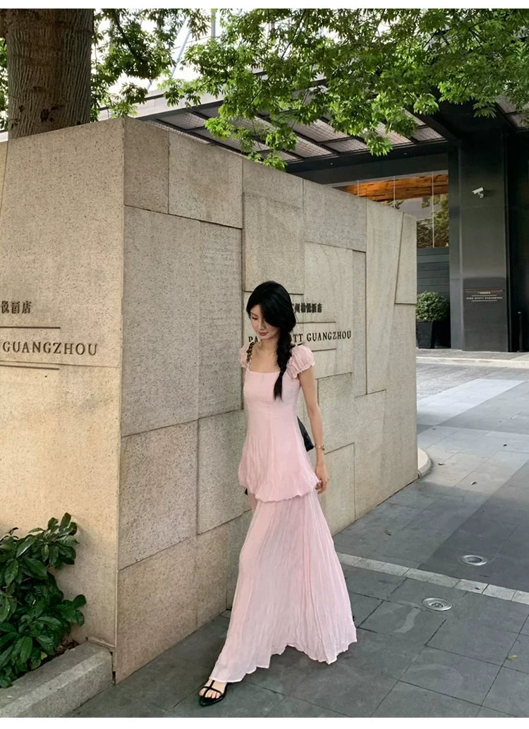 YOUNG KYLIN Square Neck Pendulum Pleated Dress