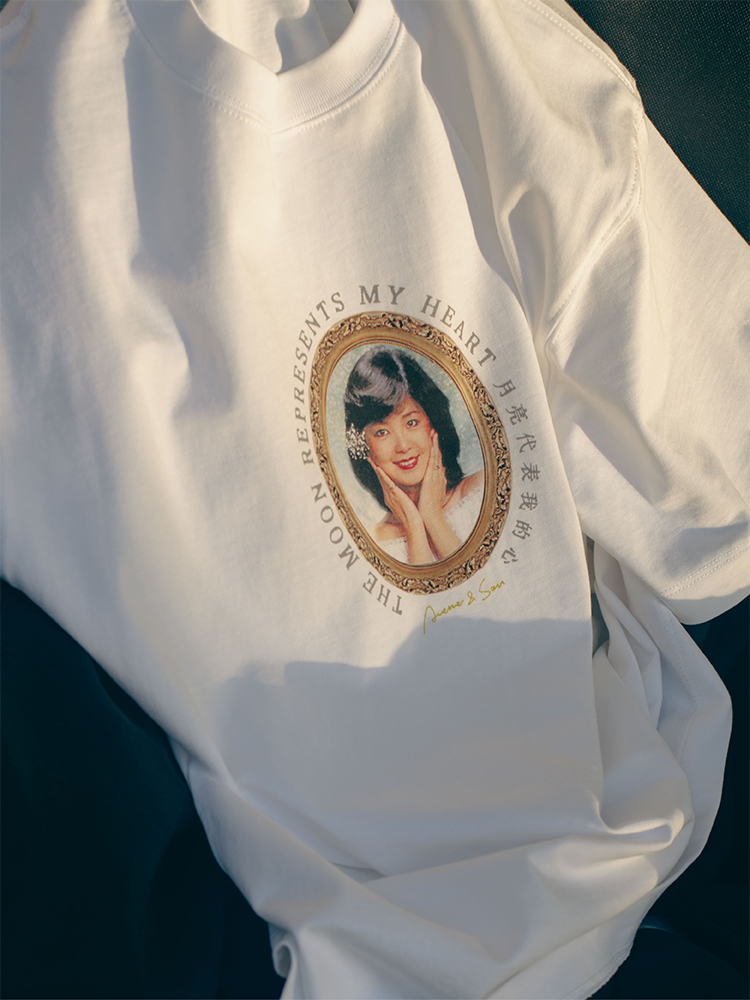 AVENUESON Portrait Commemorative Skateboard Casual Tee