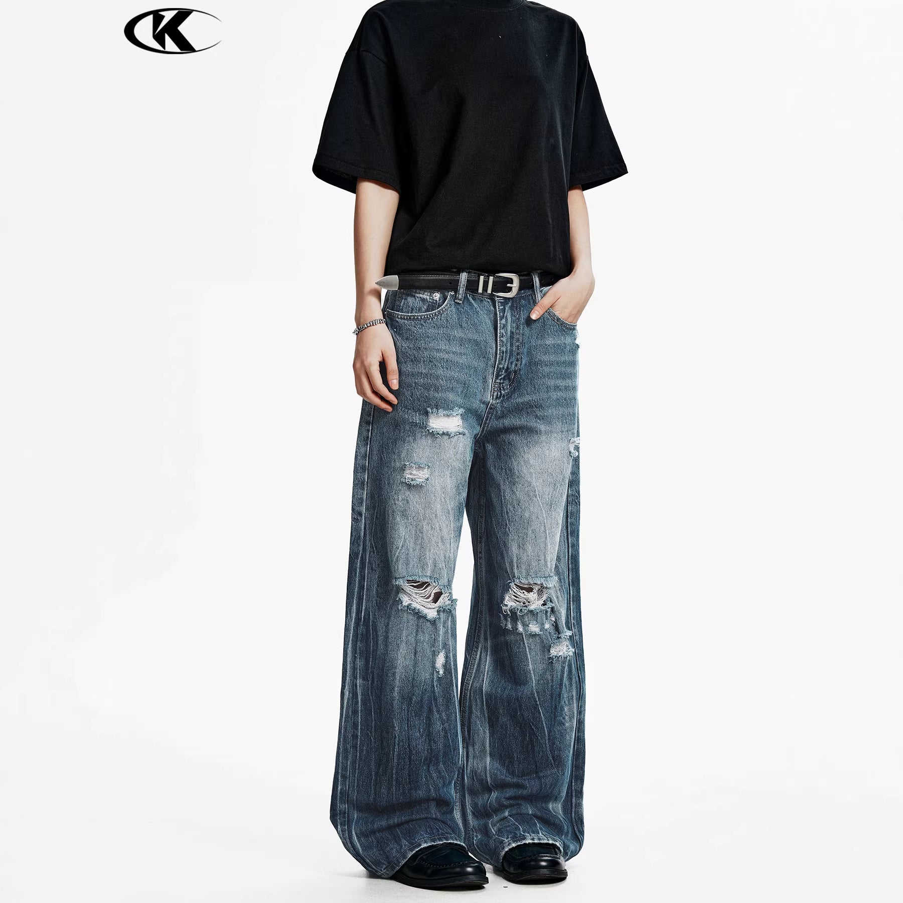 11KN Distressed Straight Leg Denim Jeans