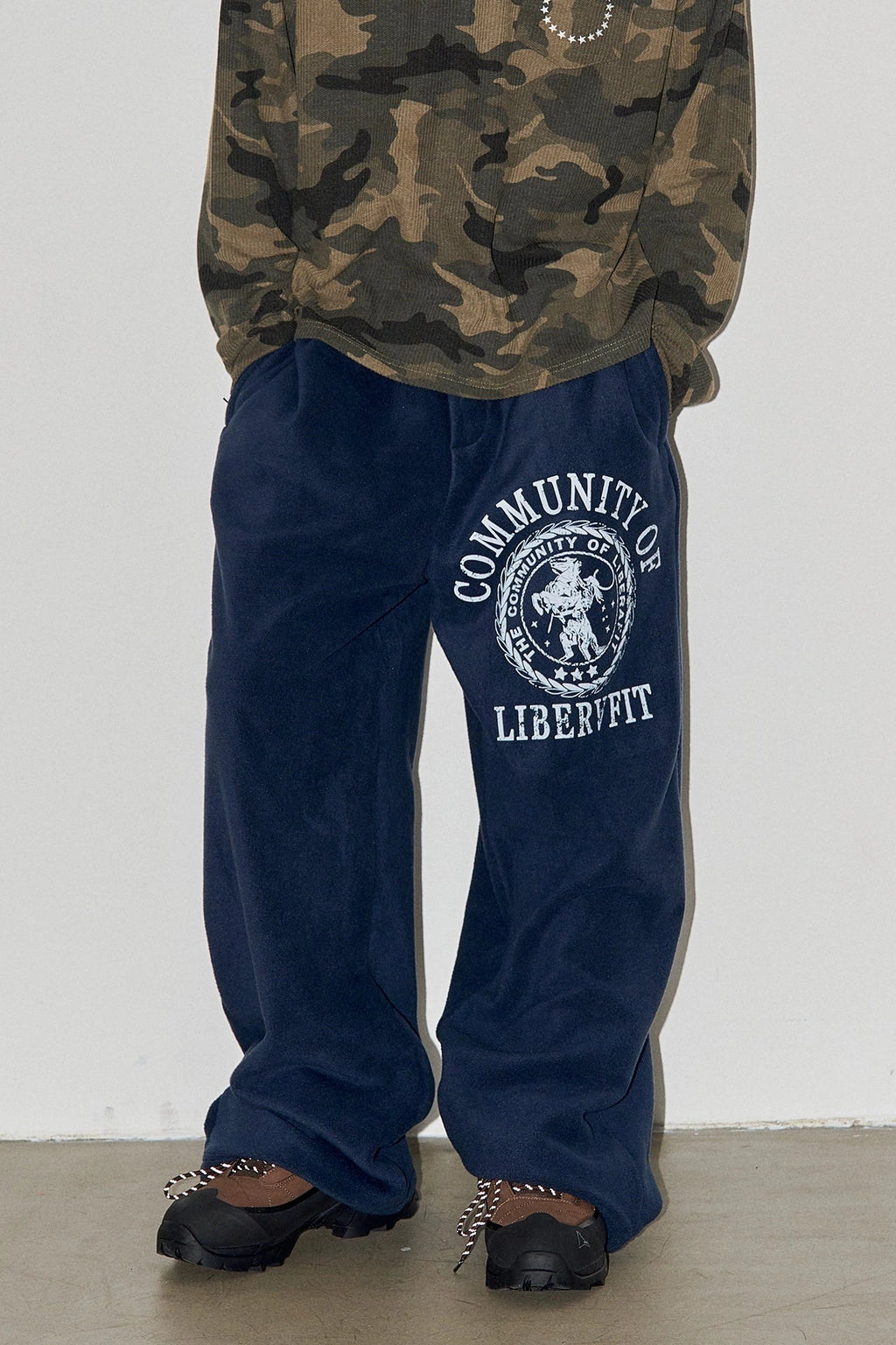 LIBERAFIT Hand-painted Badge Fleece Fleece Drawstring Sweatpants