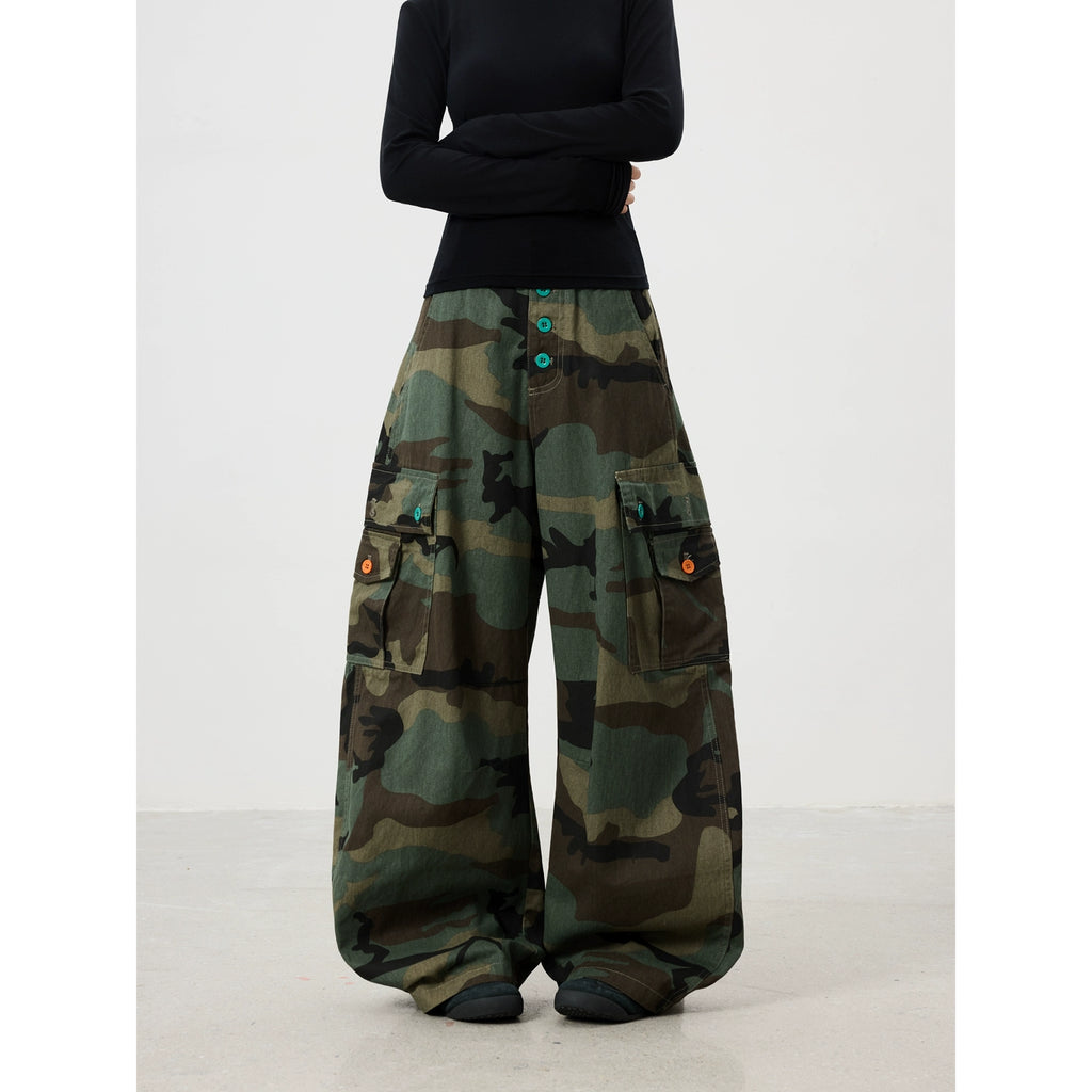 BTSG Vintage Button Multi-Pocket Camo Overalls