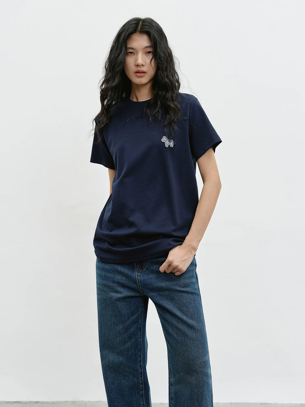 EIGHTHMONTH Loose and Thin Casual Tee