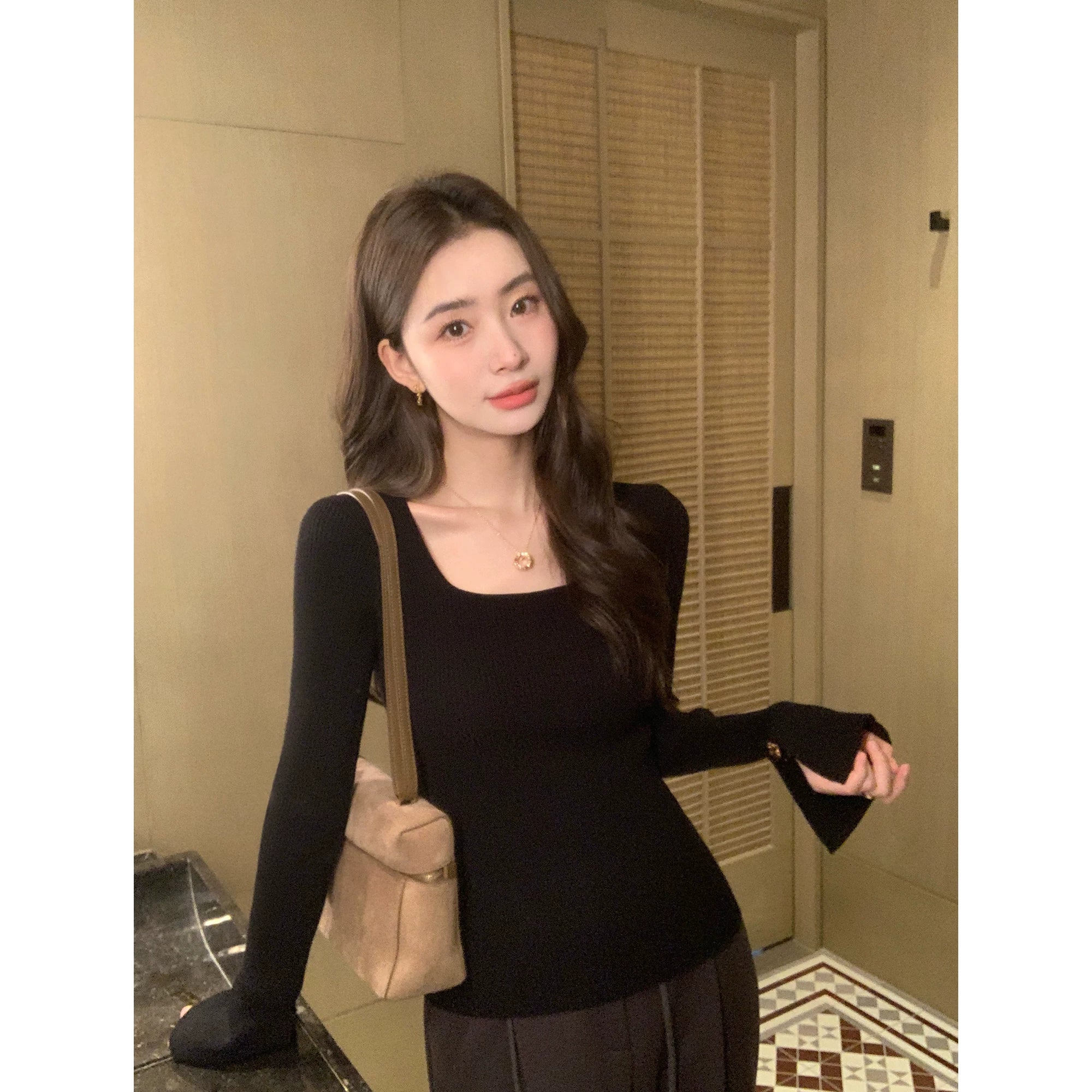 Pusumede Square Neck with Bottom Knitted Long Sleeves