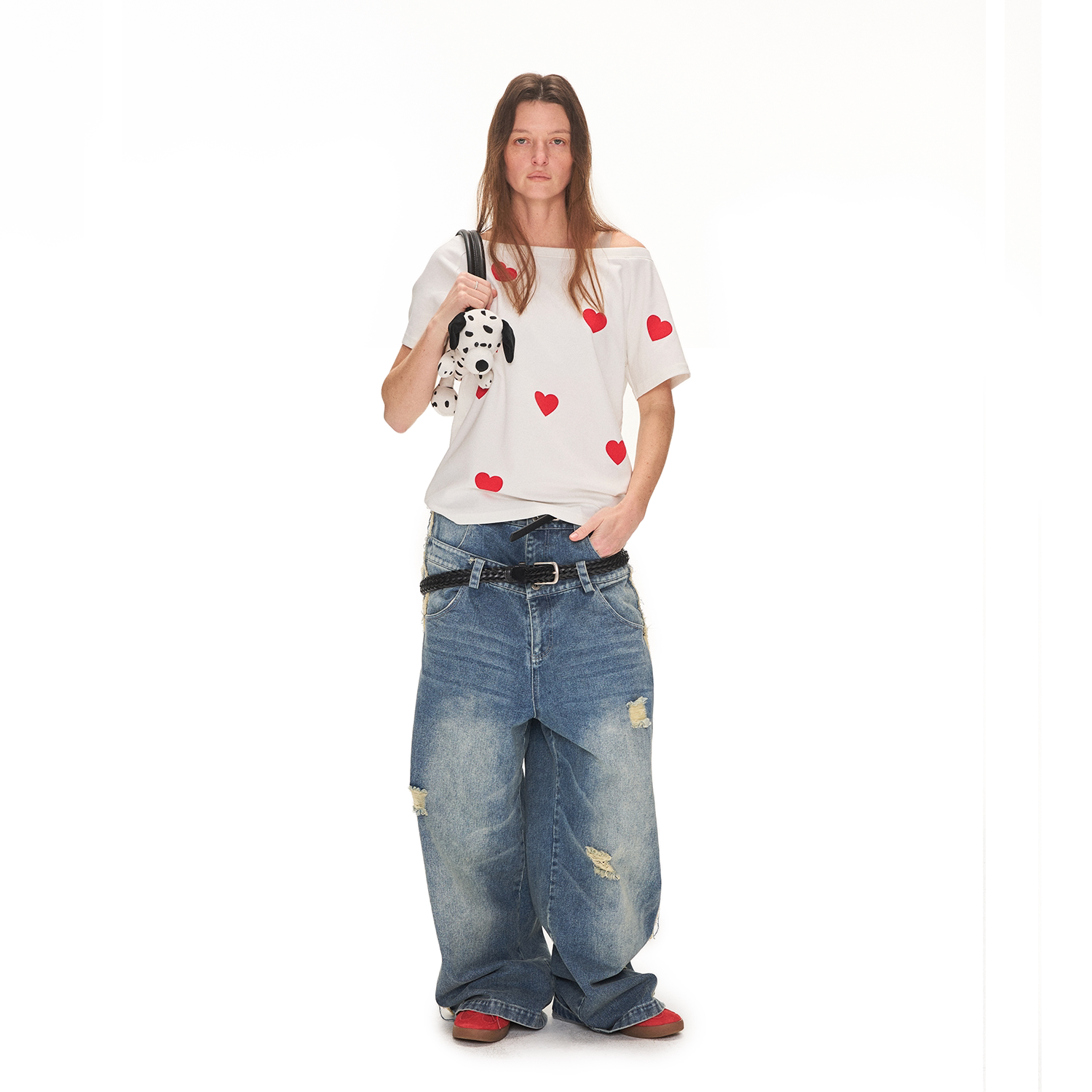 ANTERIOR LOVED Slanted Shoulder Love Print Loose Casual Tee