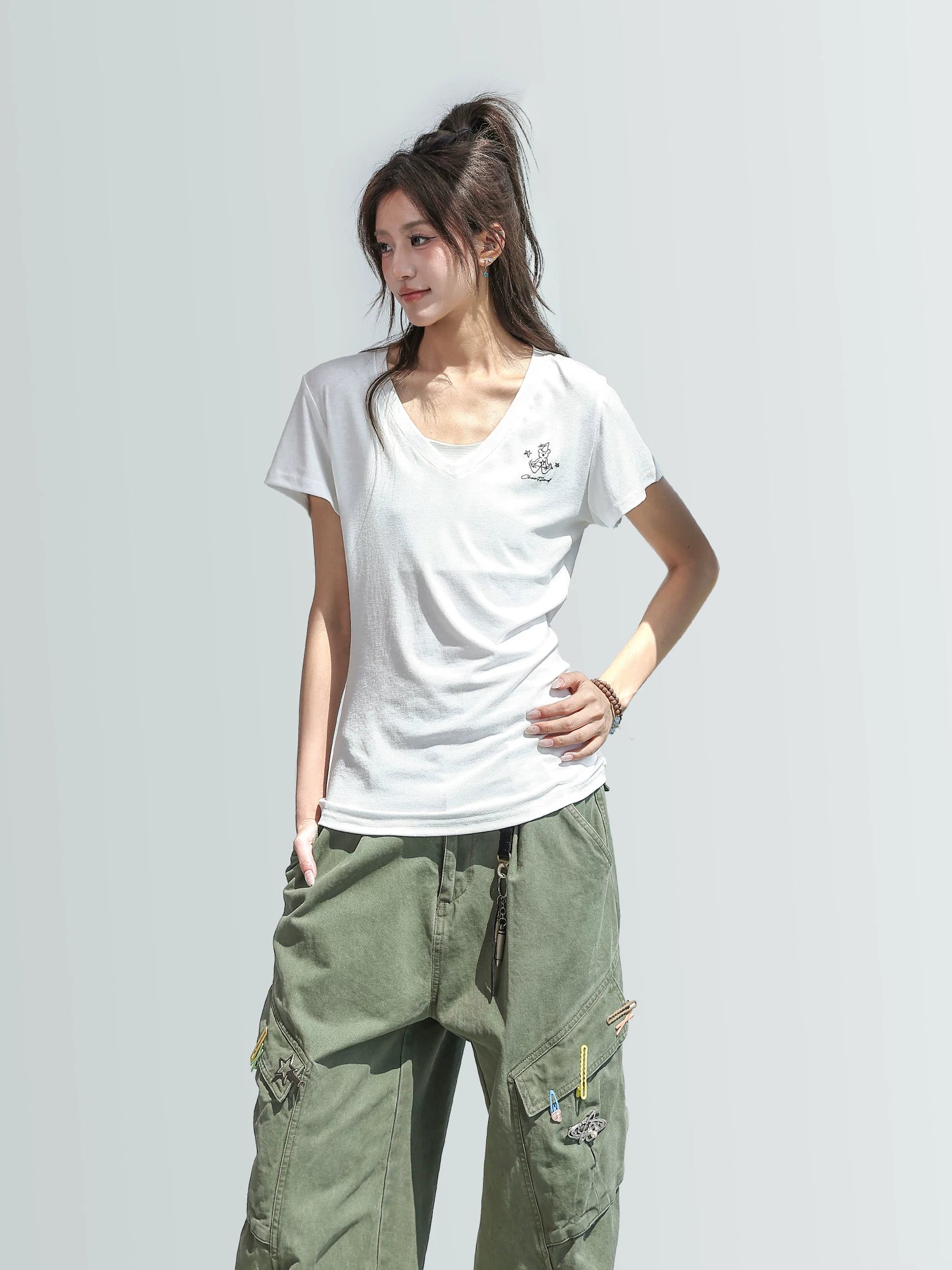 CHANT2nd Bear Print V-neck Tee