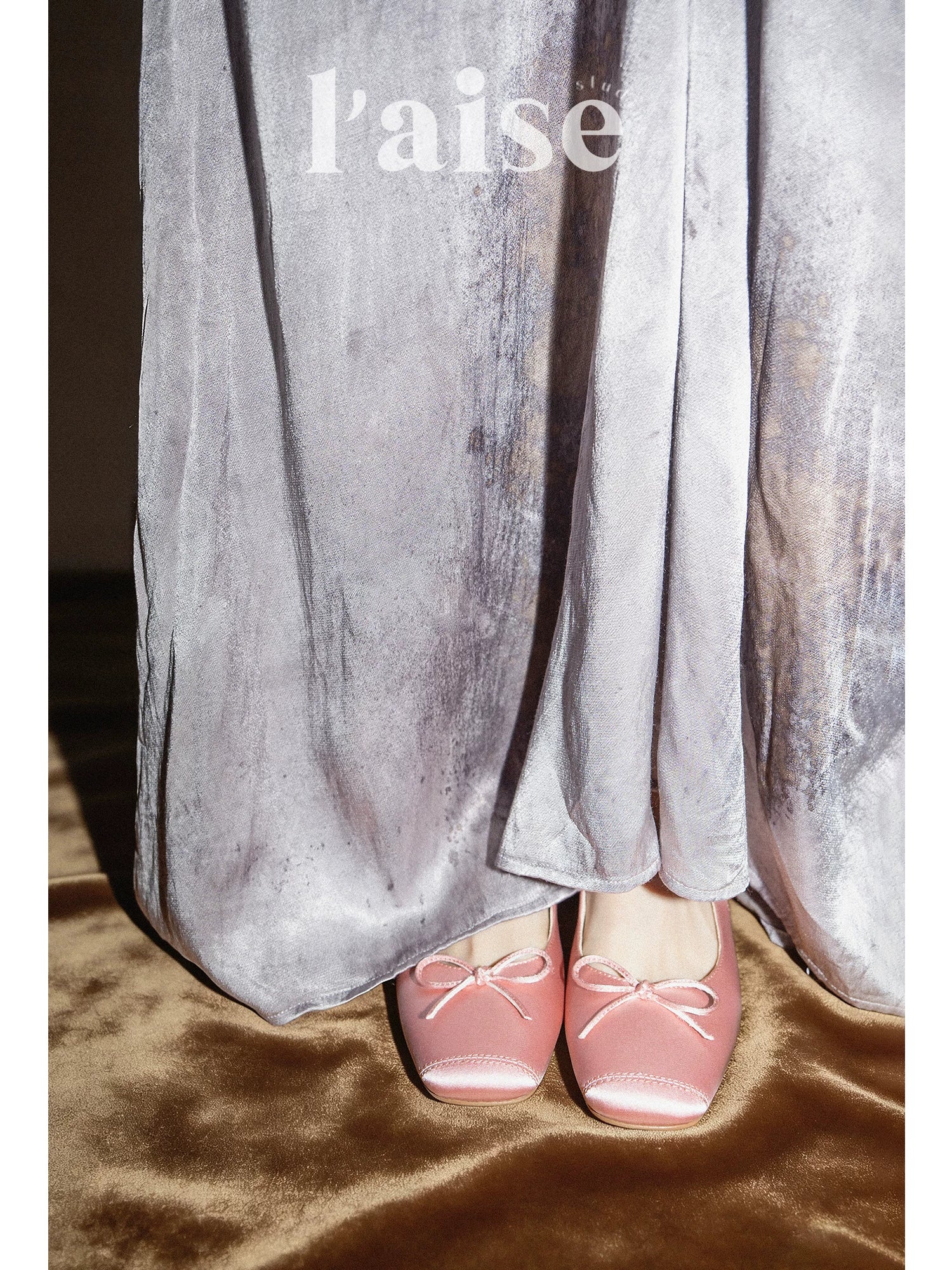 L'aise Satin Bow Shoes