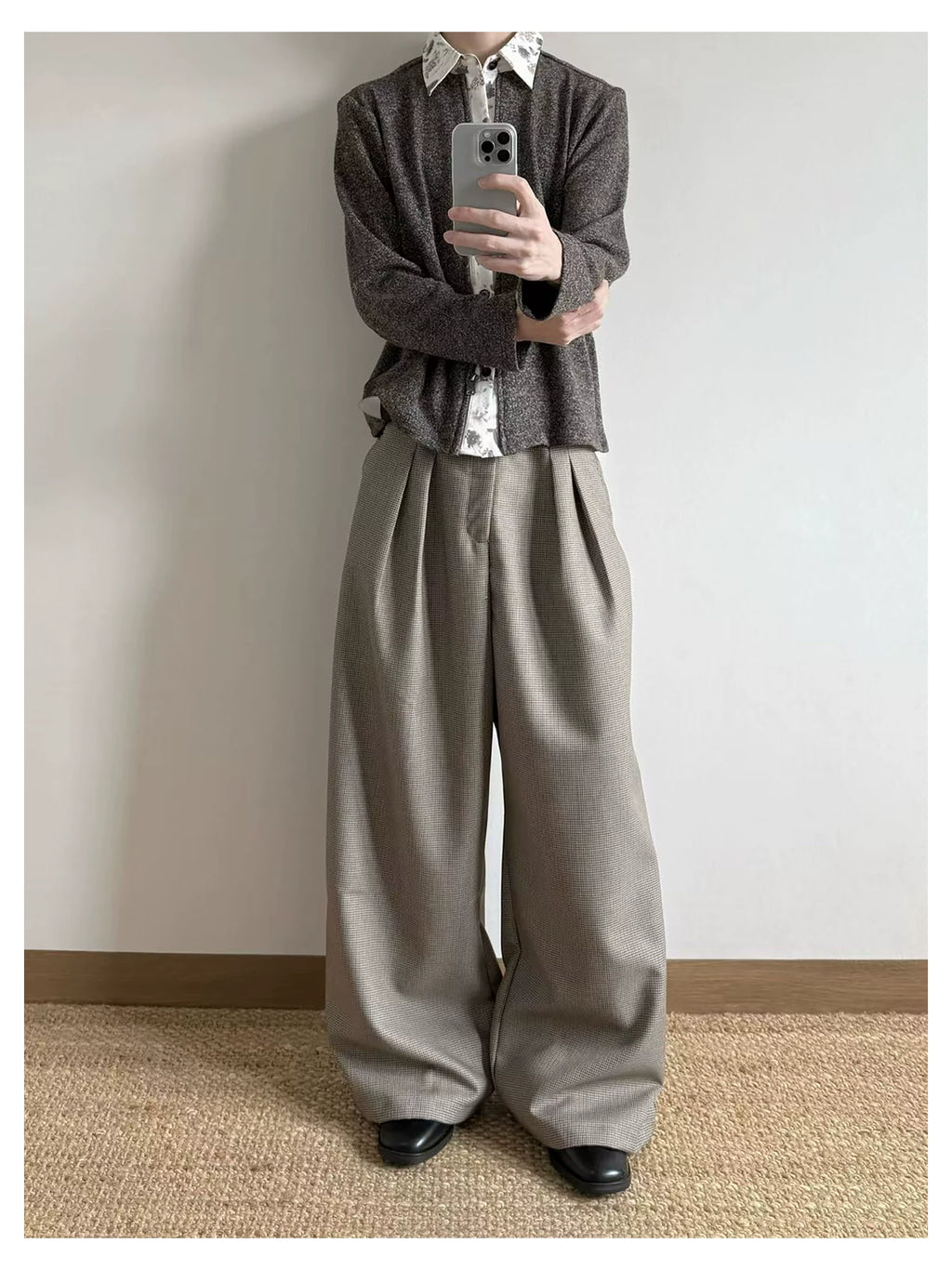 SINONOME Pleated A-shaped Wide-leg Loose Casual Trousers