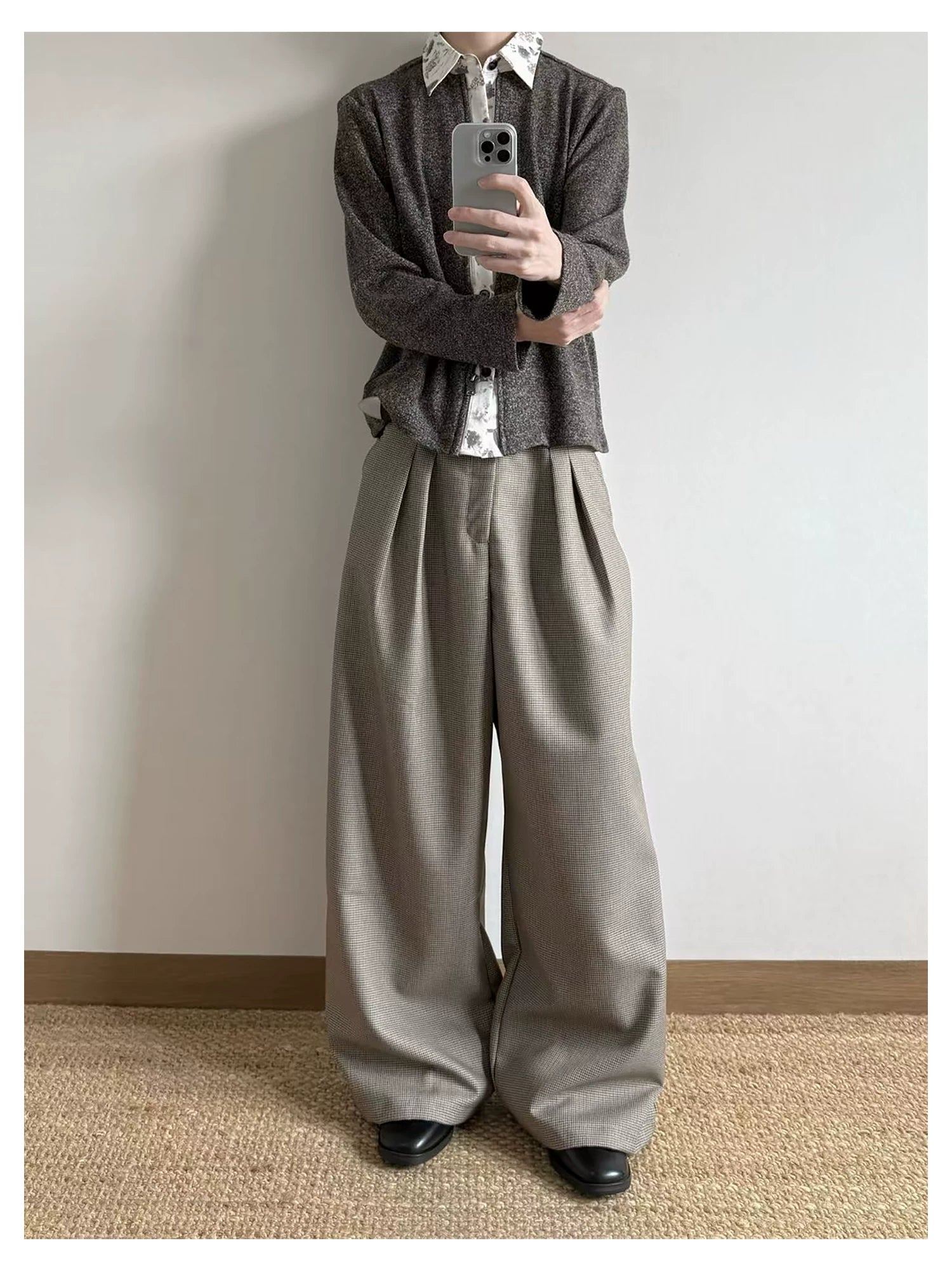 SINONOME Pleated A-shaped Wide-leg Loose Casual Trousers