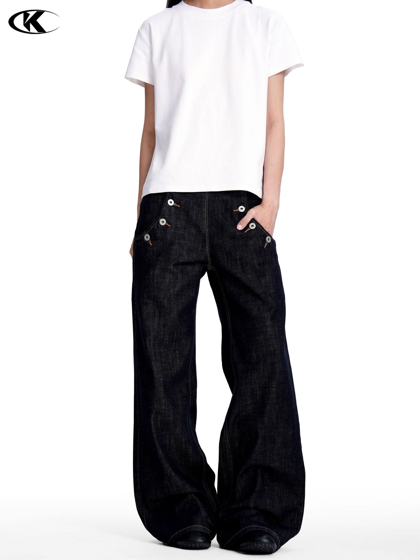 11KN Retro Multi-Button Casual Straight Jeans