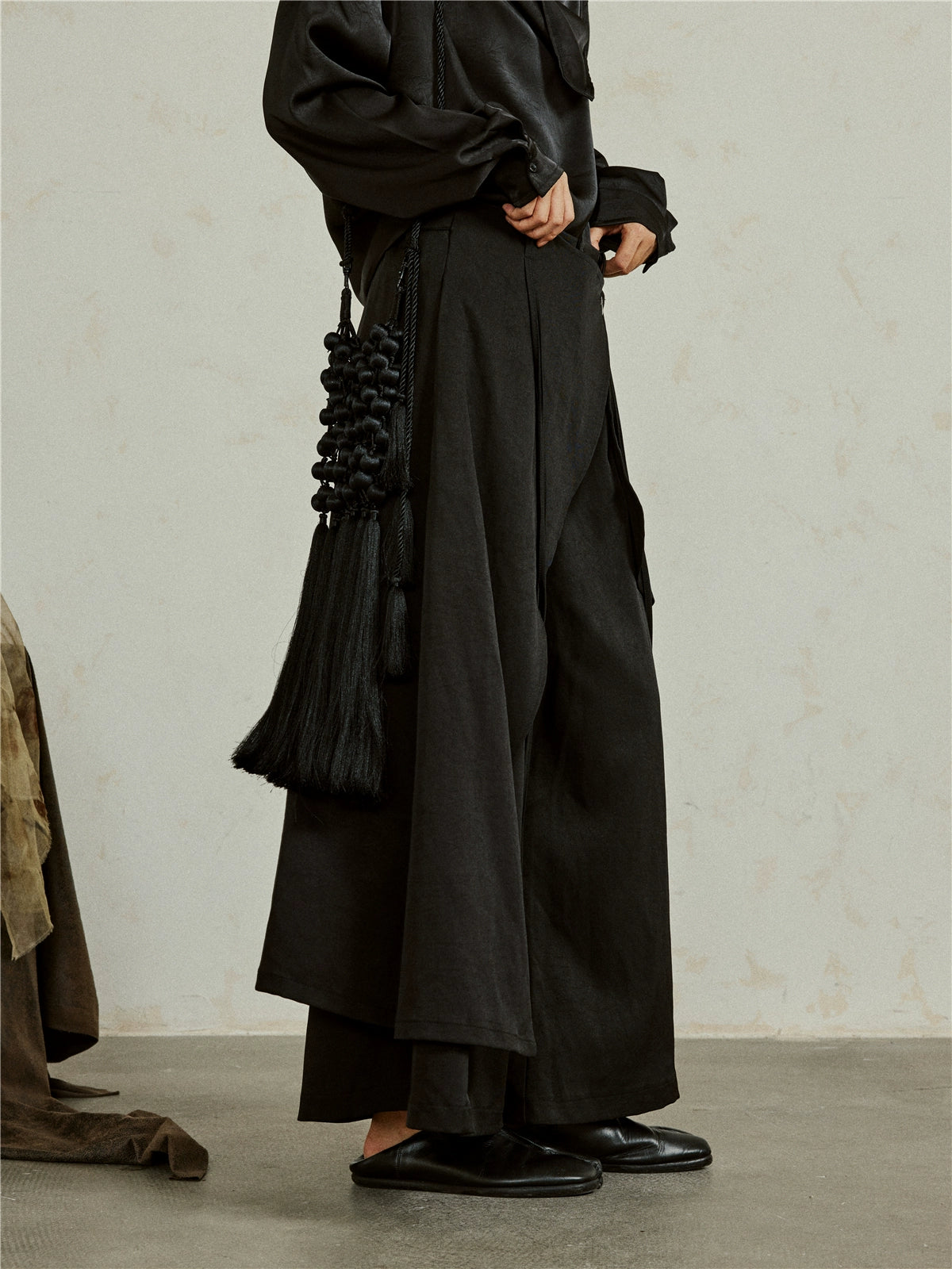 SUNYVONNE Irregular Loose and Elegant Trouser Skirt