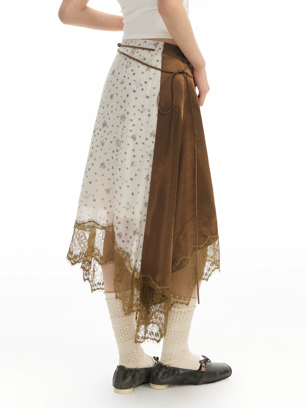 TGNS Stitched Lace Irregular Skirt