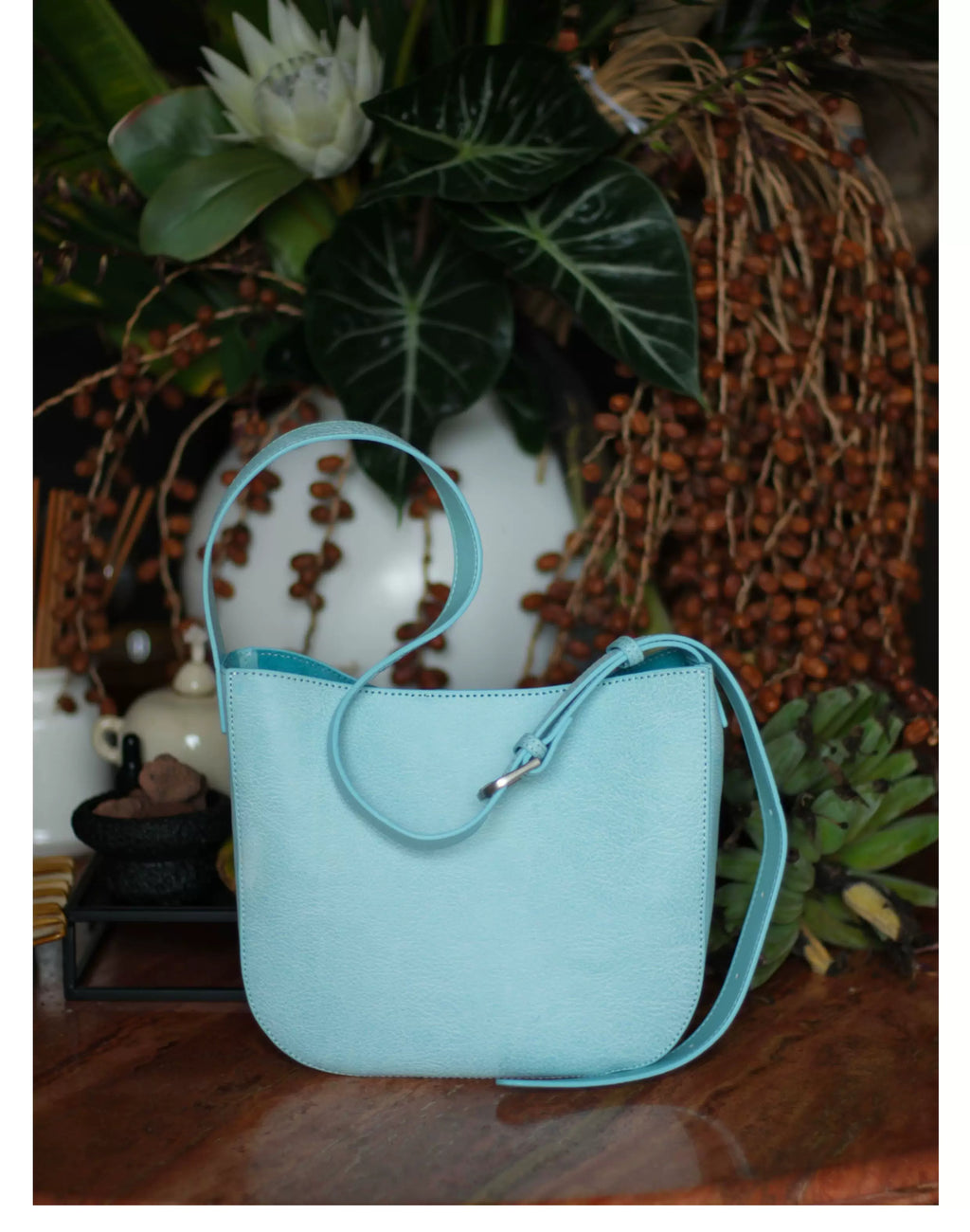EZRO Premium Simple Leather Shoulder Crossbody Bag