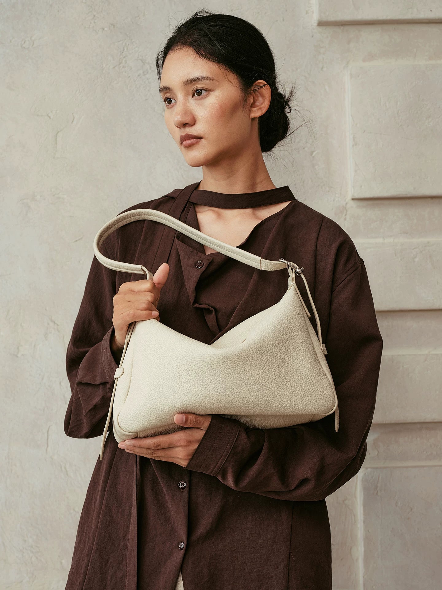 AVALEA First-layer Cowhide Underarm Bag