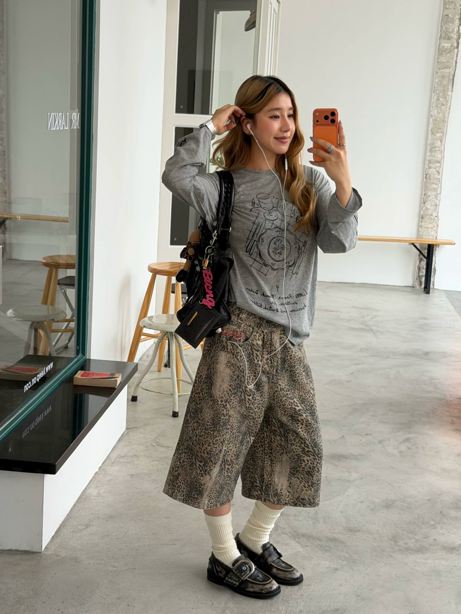 CCYE Leopard Print Worn Old Cropped Pants