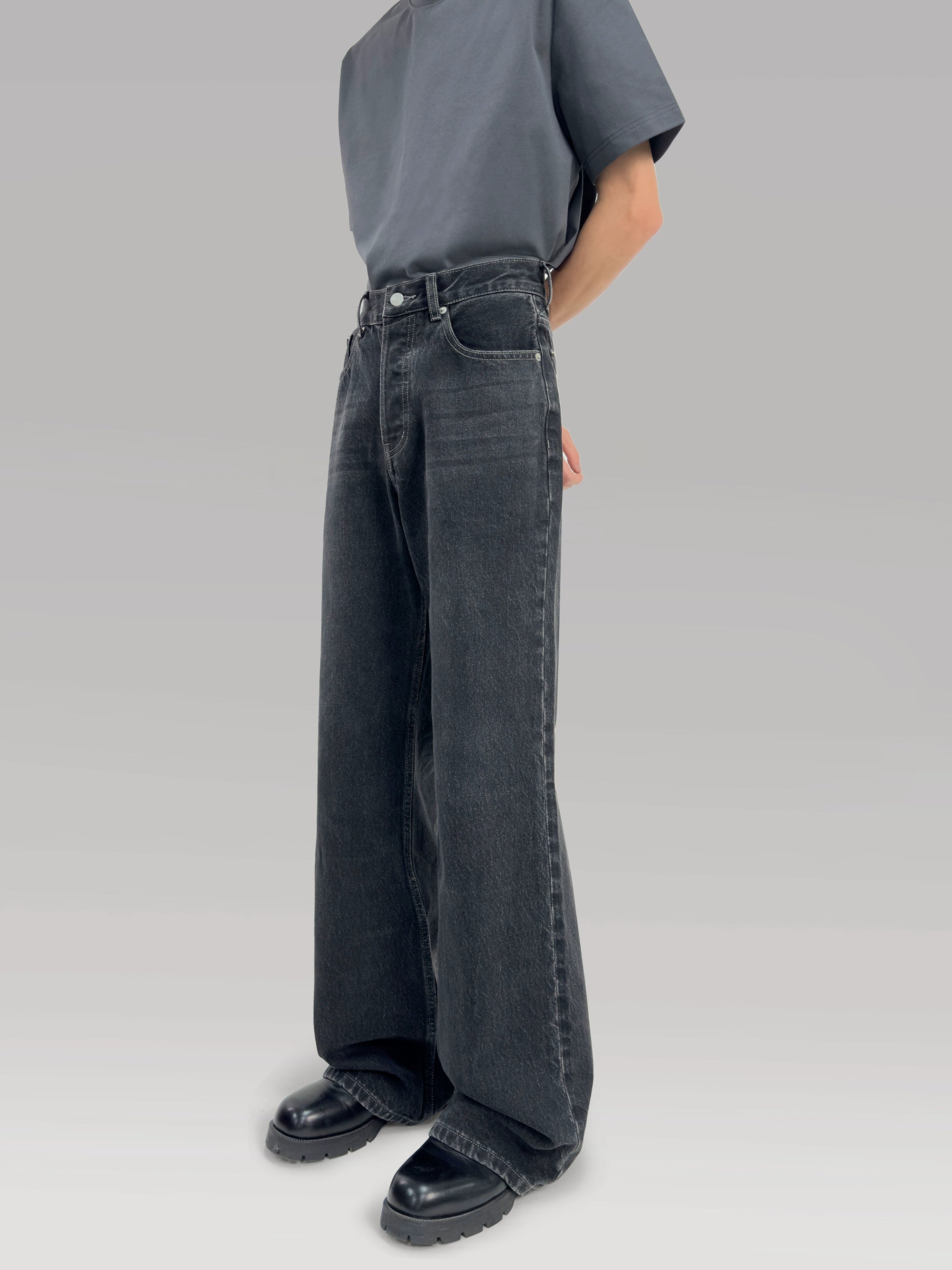 PLUS NO LOGO Washed Old Loose and Micro-pulled Jeans