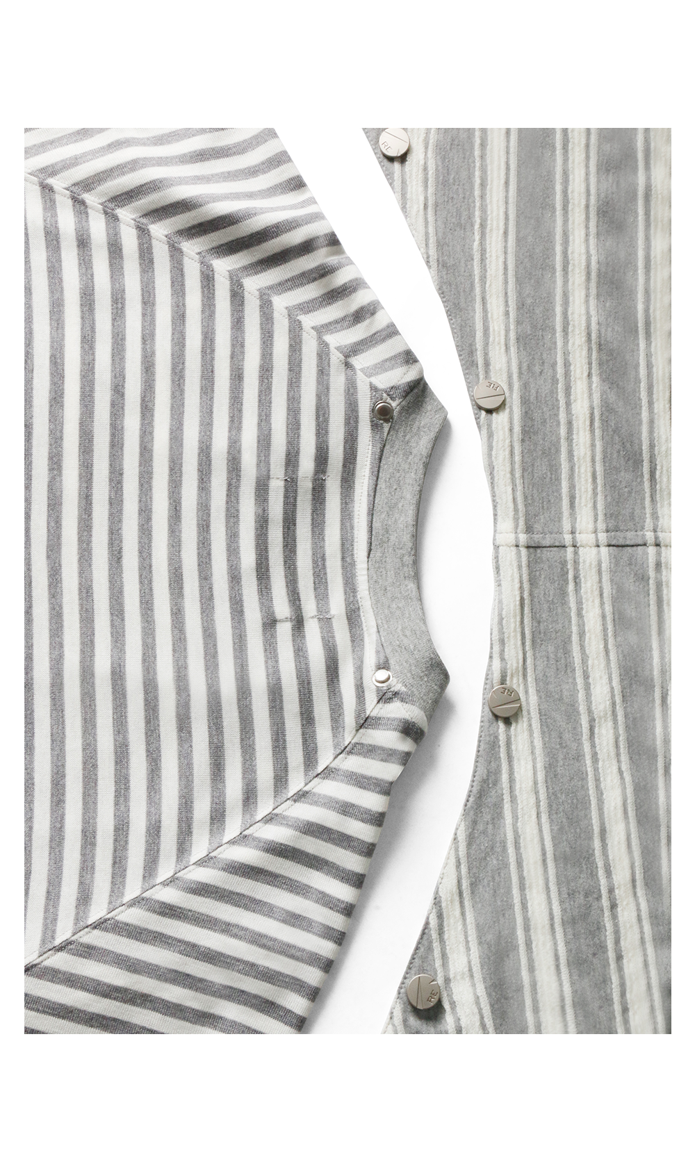 RELABEL Removable Hood Splicing Striped Tee