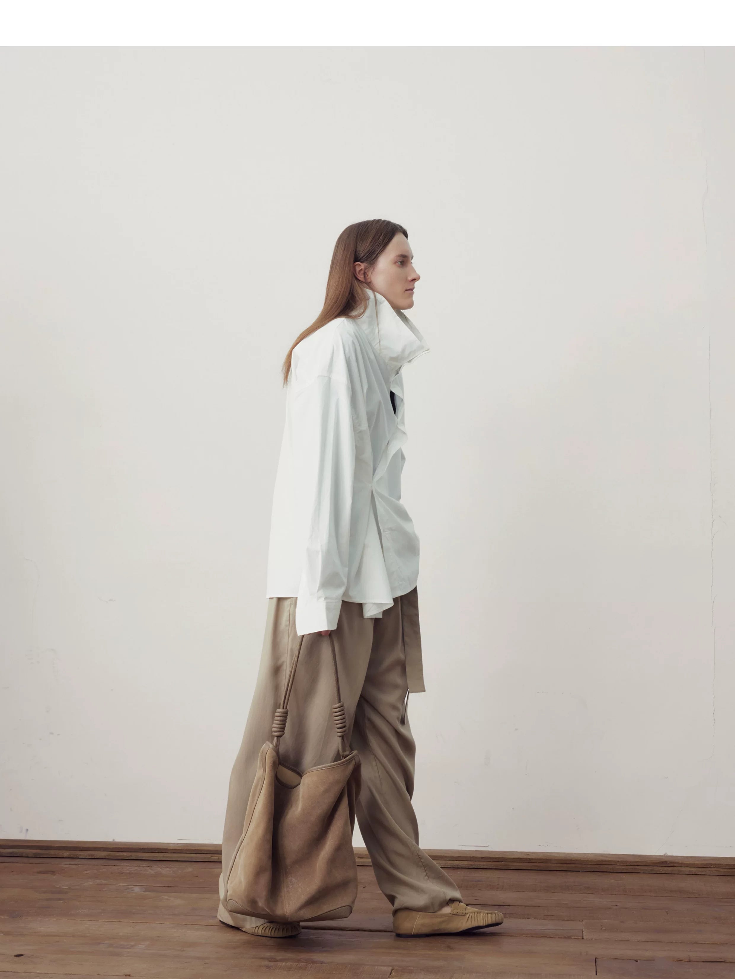 COLN High-necked Slim Long-sleeved Shirt