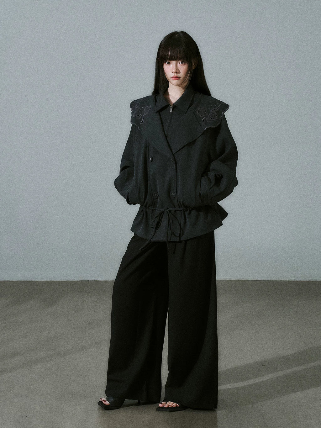 LOST FOREST Versatile Slim Low-rise Wide-leg Trousers