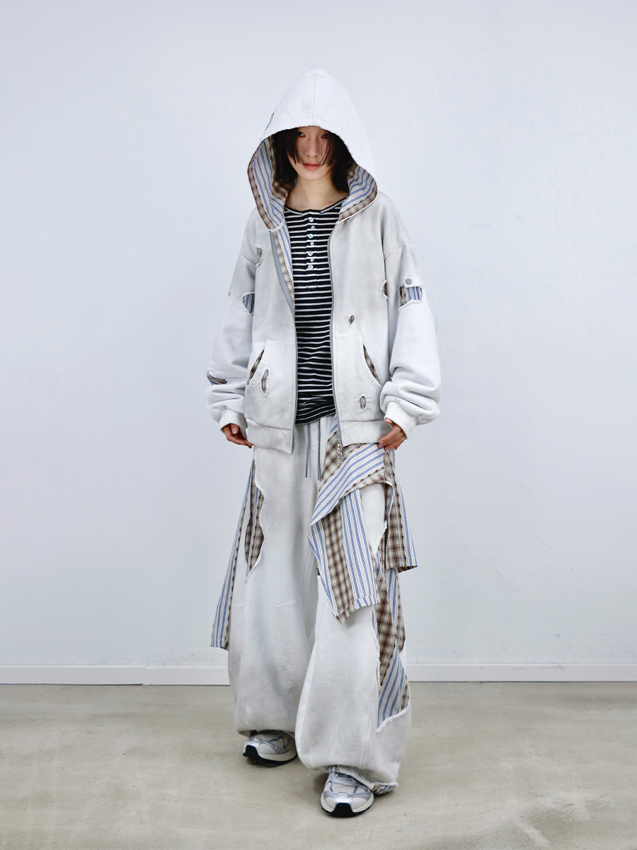 RELABEL Striped Checkered Loose Zip Sweater