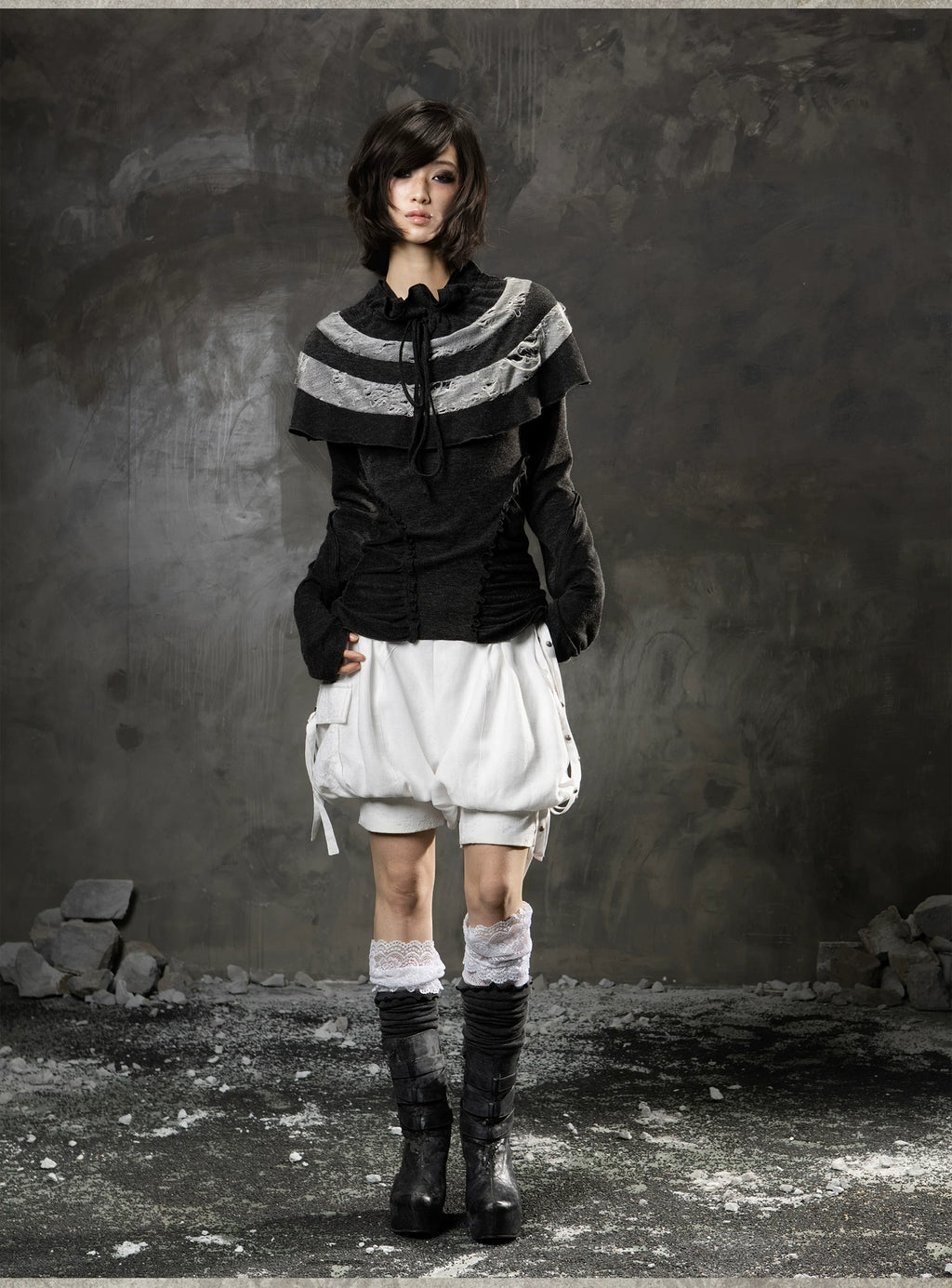 ARIADNAw Vintage Small Cloak Knitted Long Sleeve