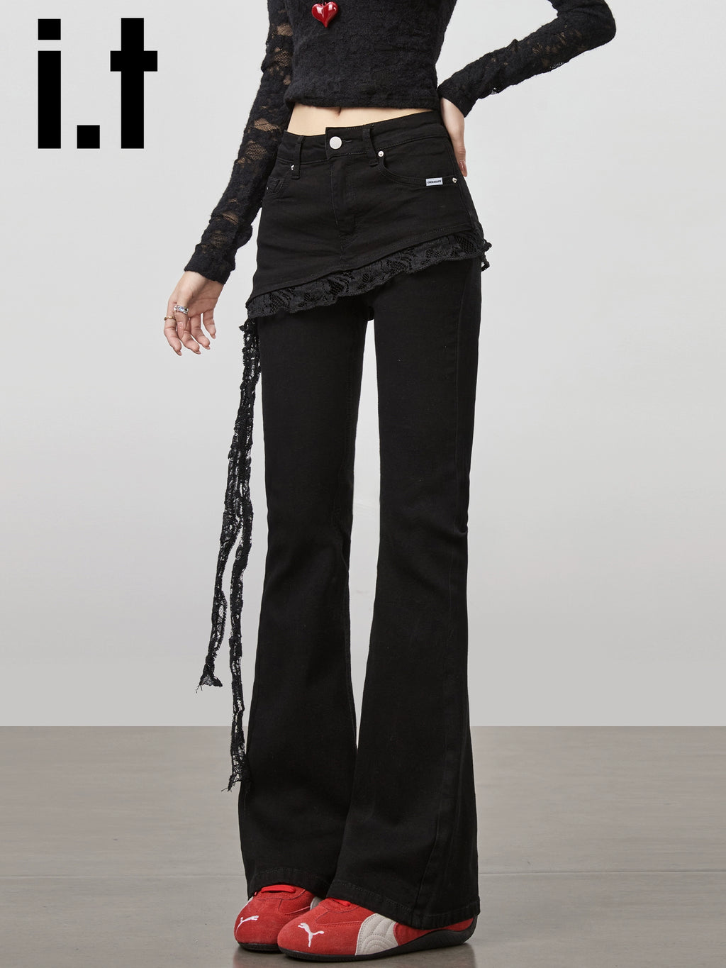 IT: CHOCOOLATE Fake Two-piece Stitched Lace Jeans