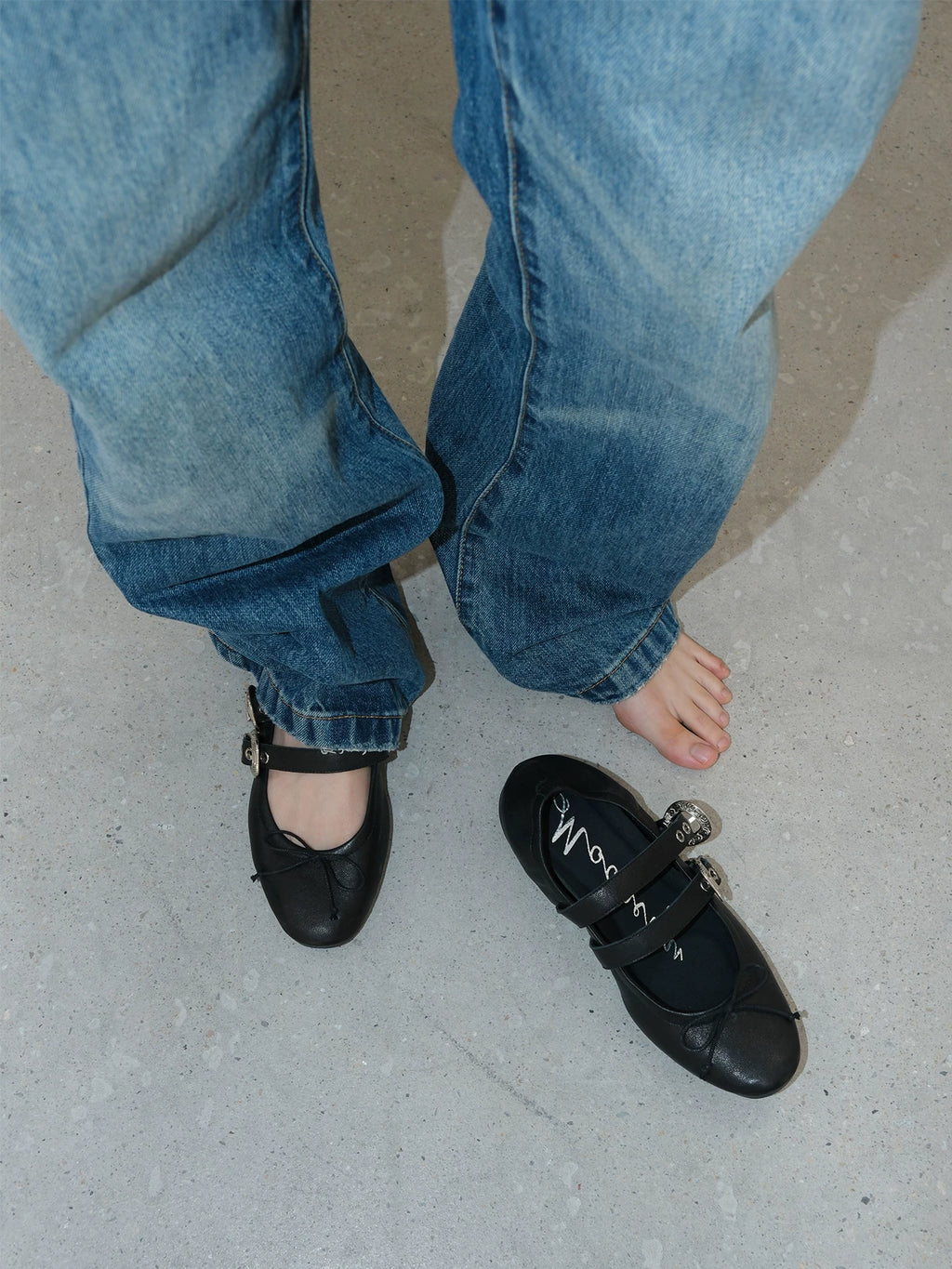 Mooreyu Bow Light Mouth Flat Shoes