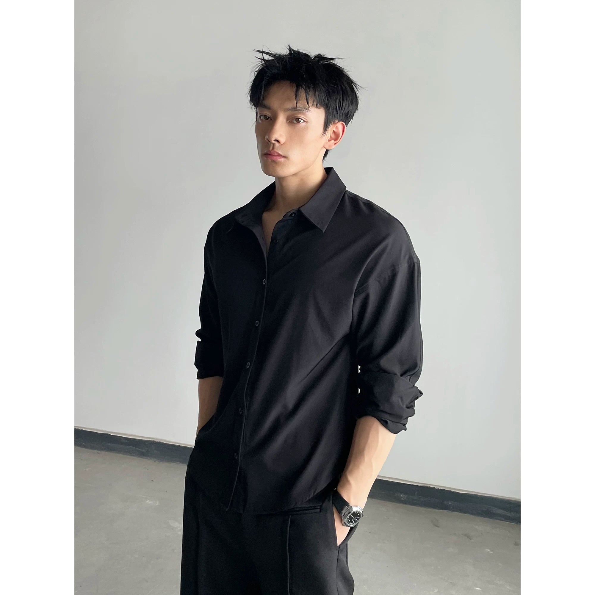 DAY NY Slim-fit Waist Shirt