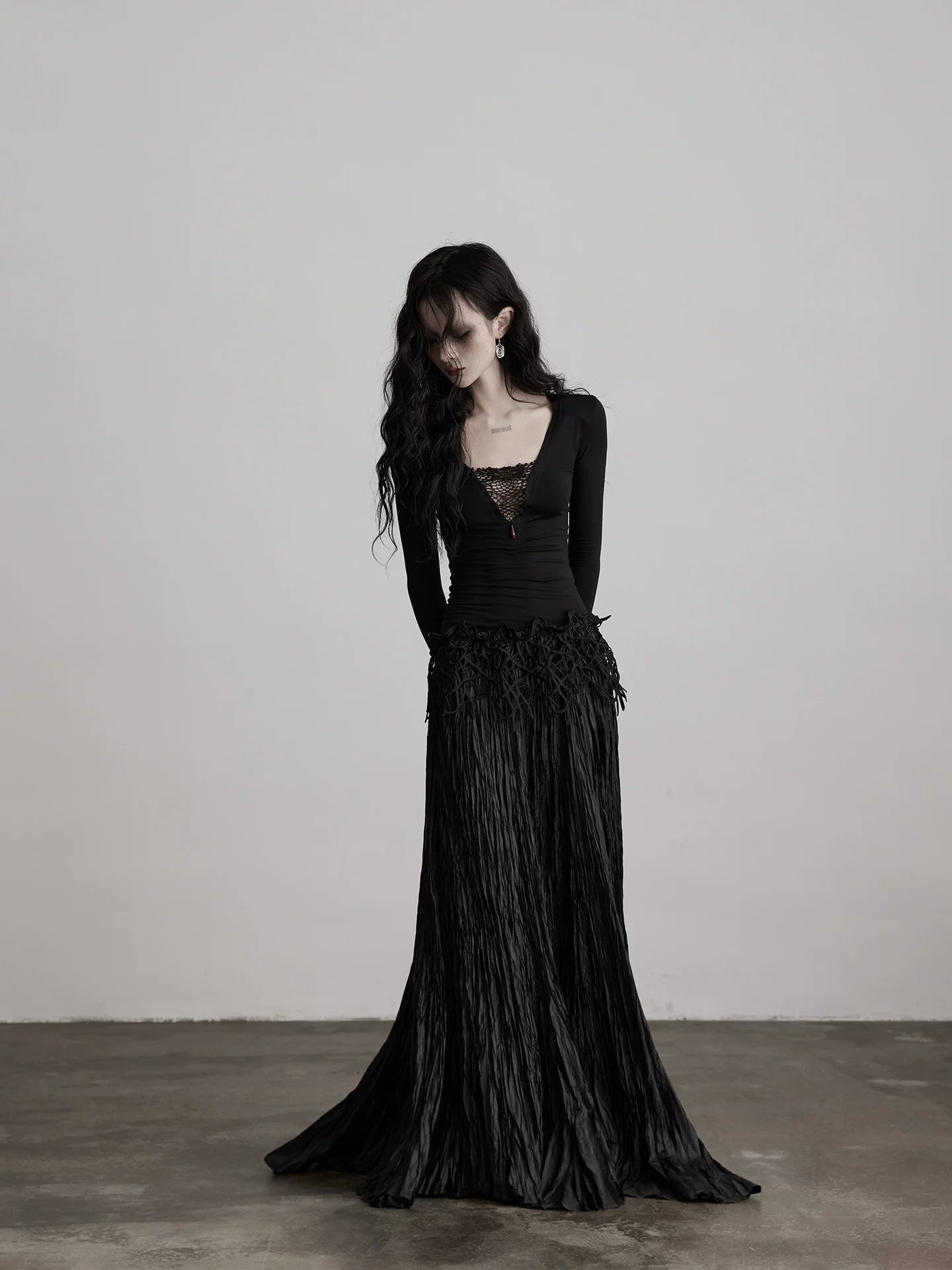INDULGE Hollow Waist Slim Long Sleeves