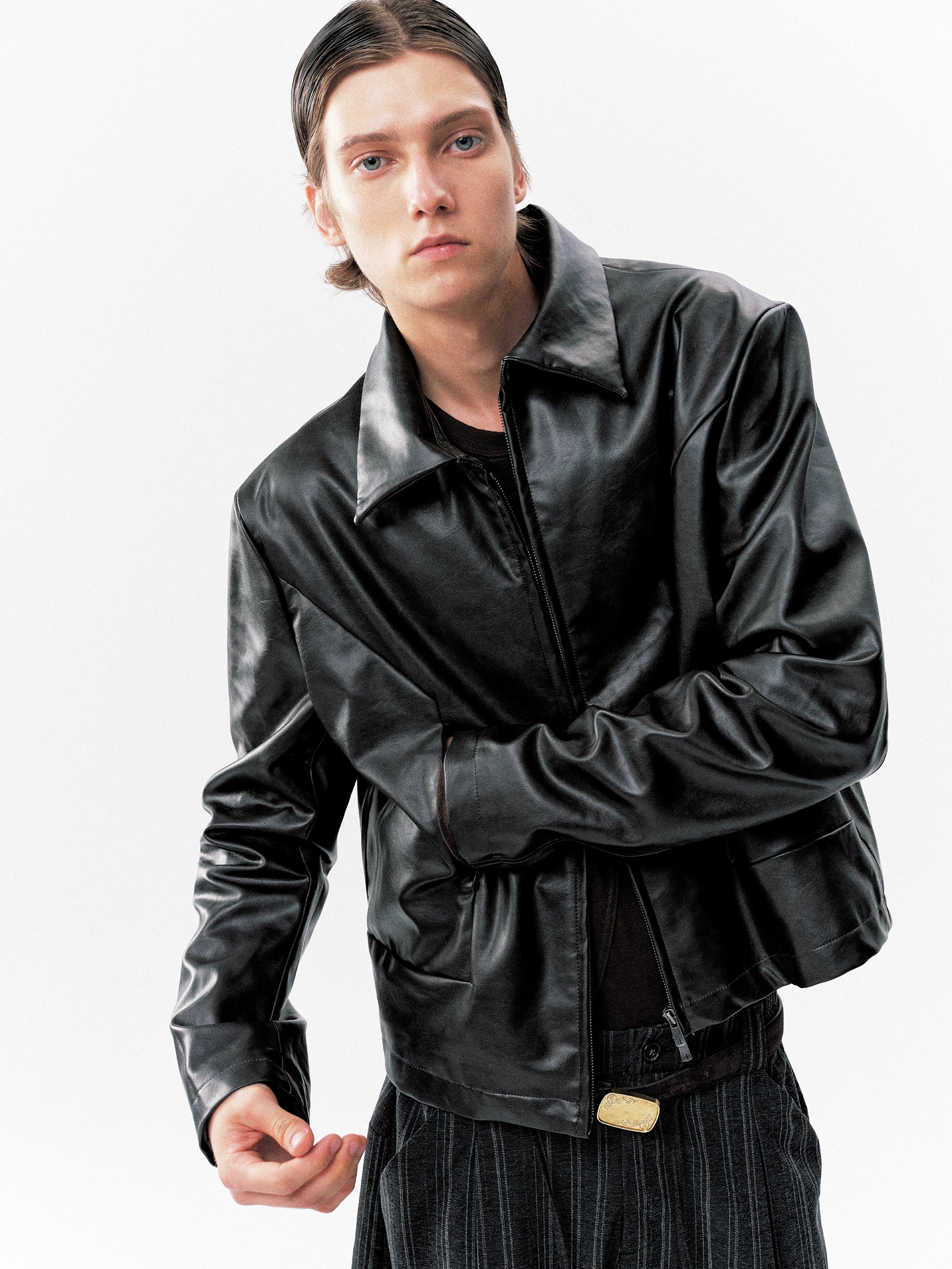 NOT UGLY Neatly Cut Side Zipper Front Shoulder Leather Jacket