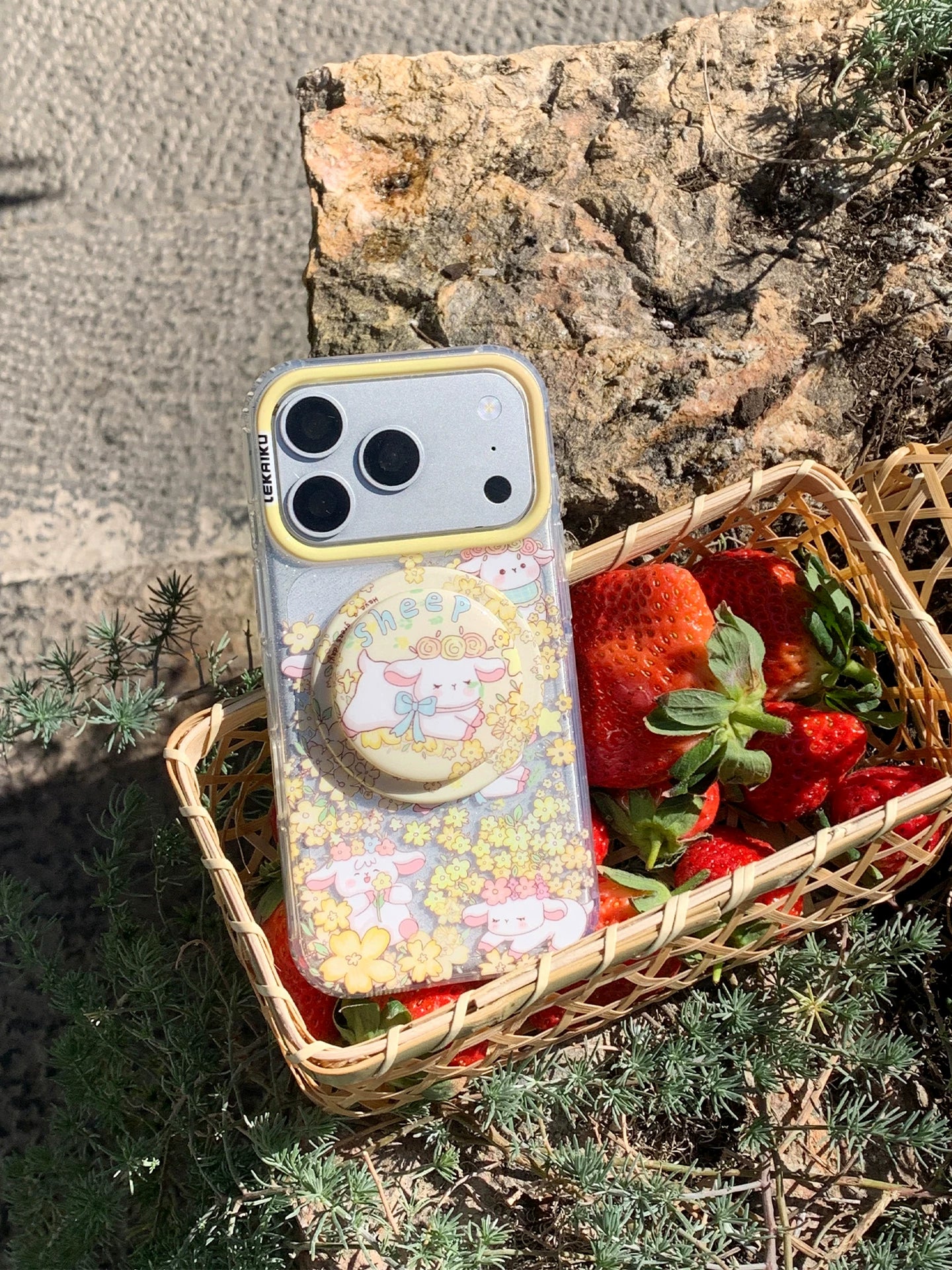 KANO Rabbit Magnetic Phone Case with Holder