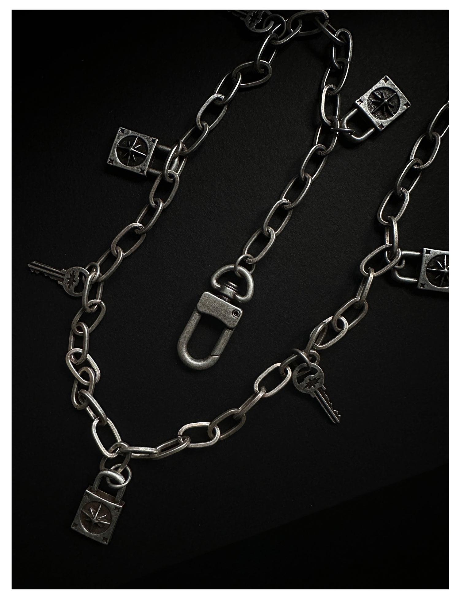 Remedy metal chain waist key lock