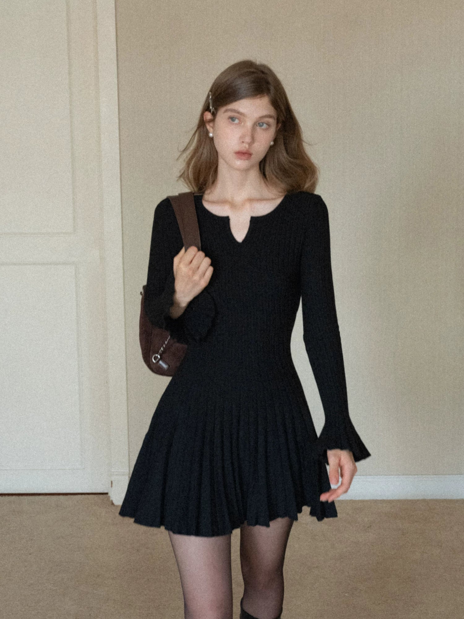 EGGKA V-neck Flared Sleeve Pit Strip Wool Dress