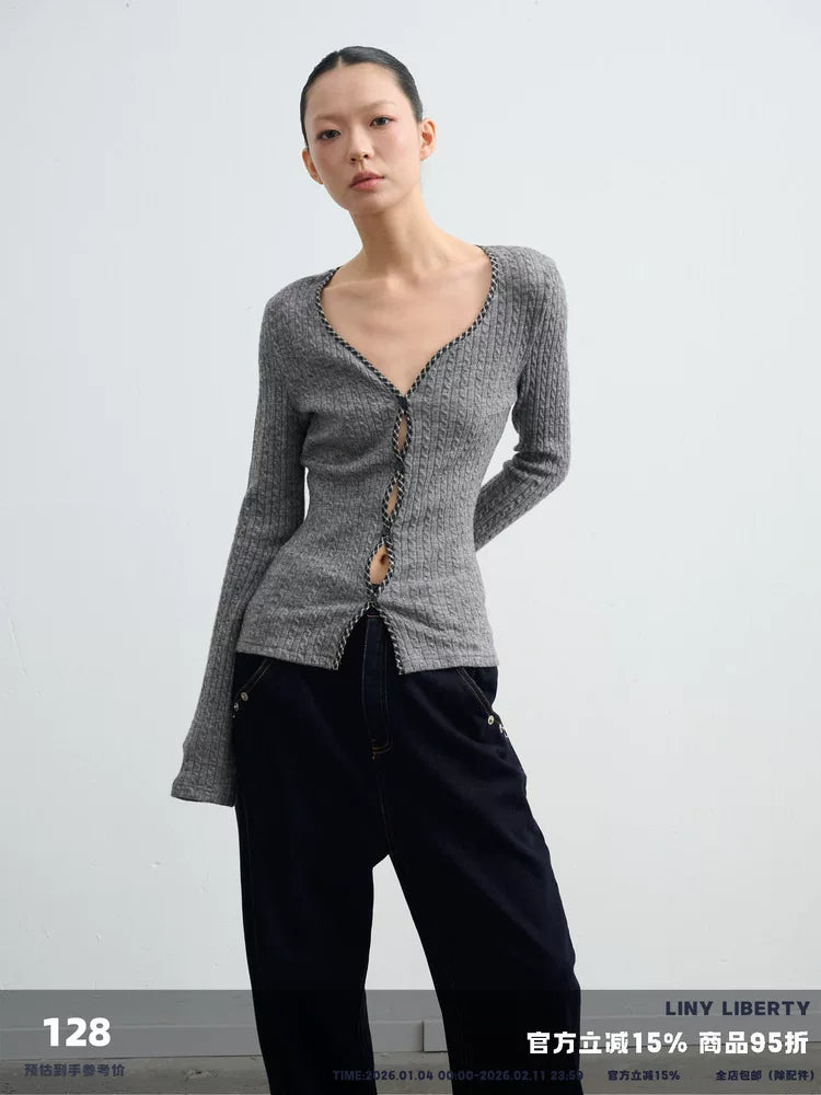 LINY LIBERTY Simple Slim-fitting Long-sleeved Knitted Base