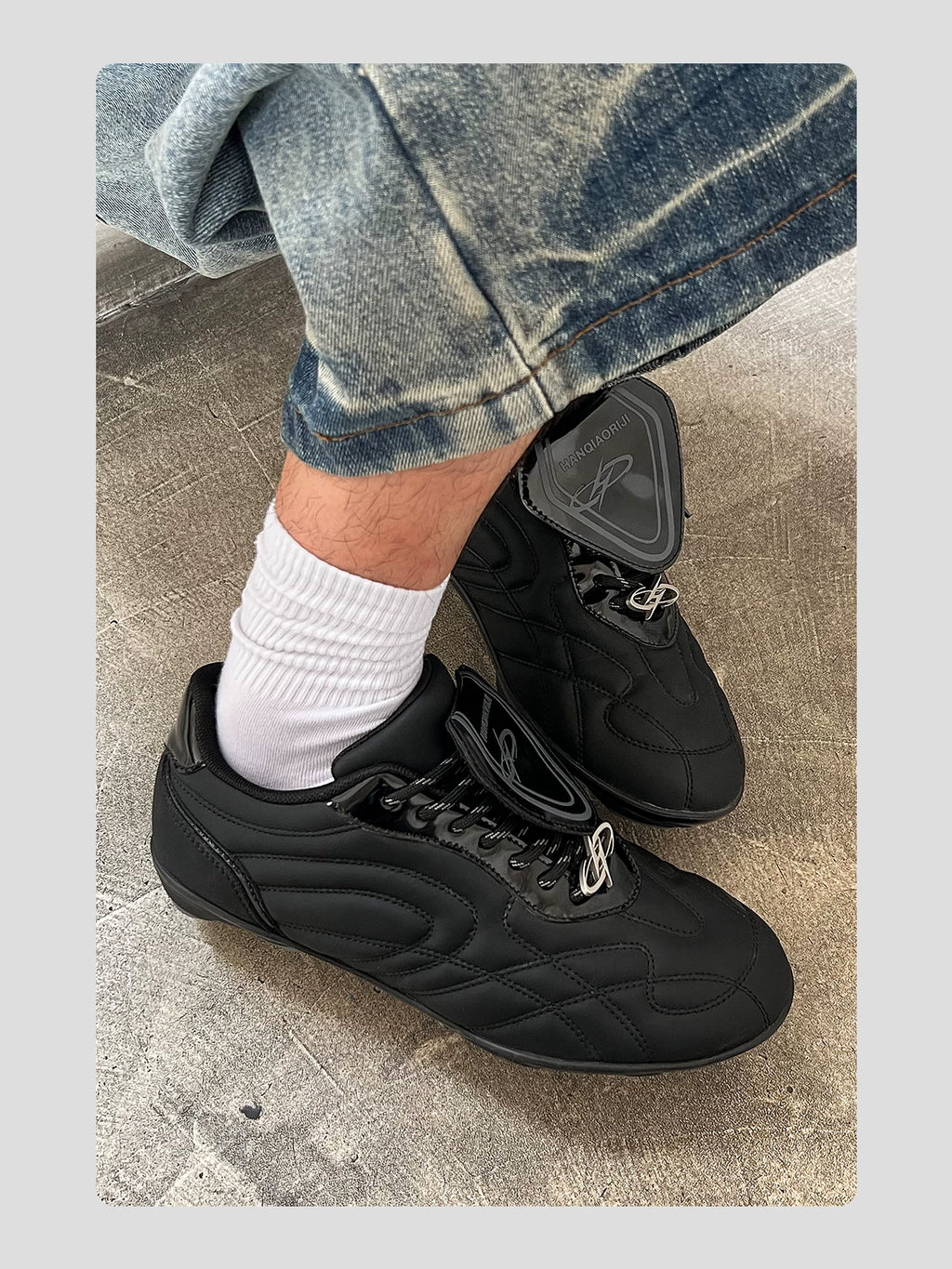 HANQIAORJI Commuter Casual Football Shoes