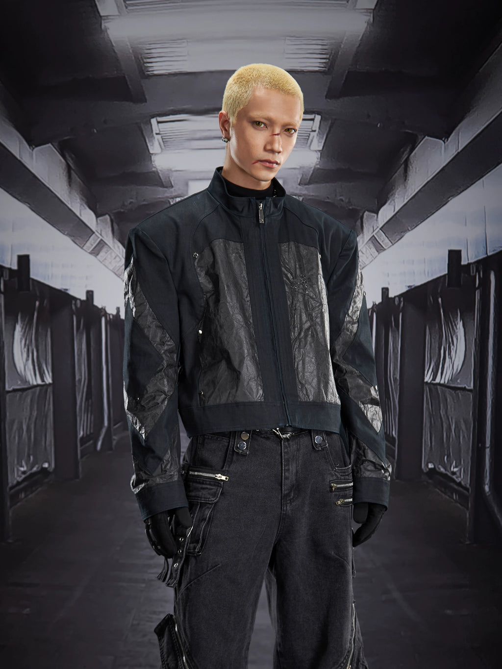 NUndefined Dark Stitching Short Loose Shoulder Padded Stand-up Collar Jacket