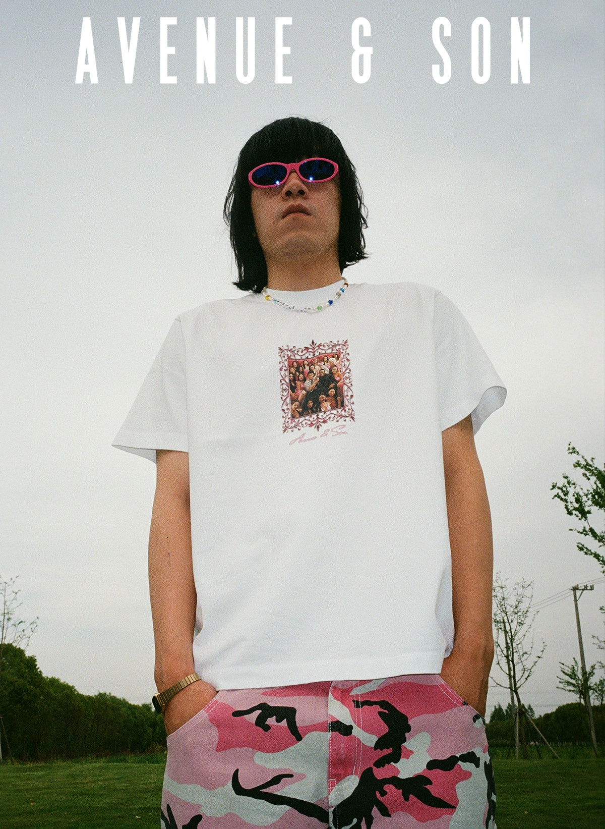 AVENUESON Rush Hour Theme Print Tee