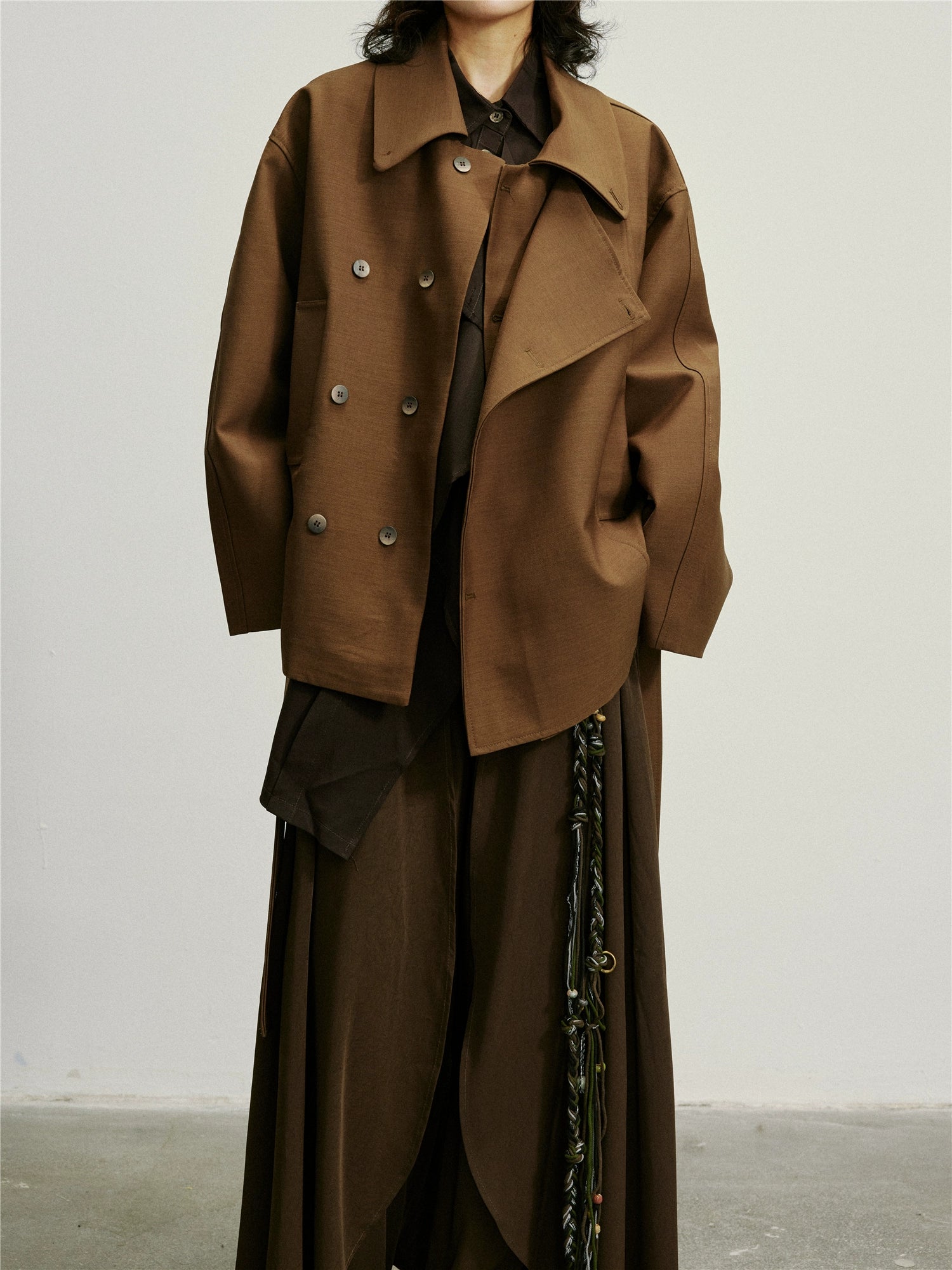 SUNYVONNE Minimalist Lapel Double-breasted Short Jacket