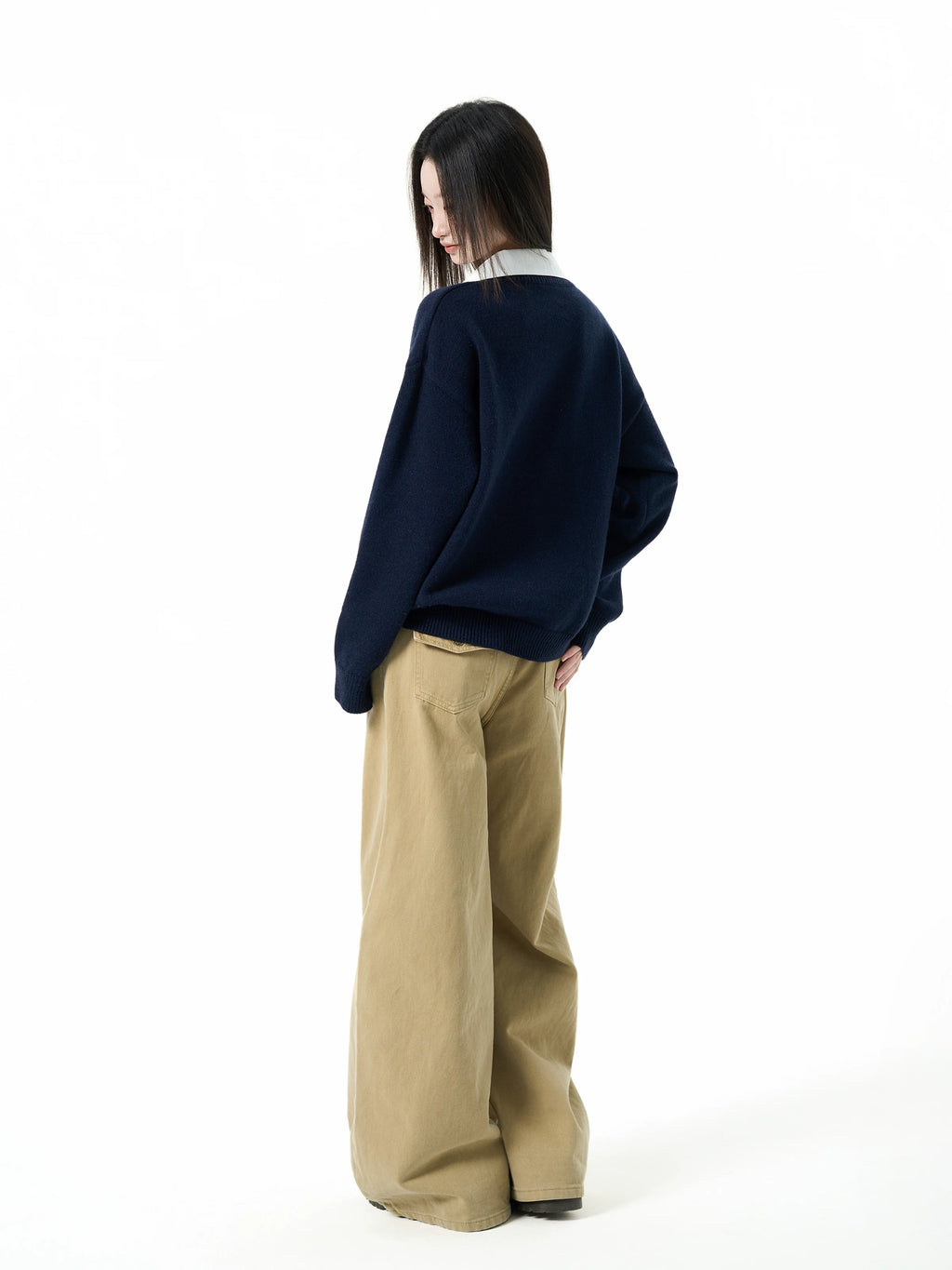 IiamX Fake Two-piece Polo Collar and Shoulder Sweater.