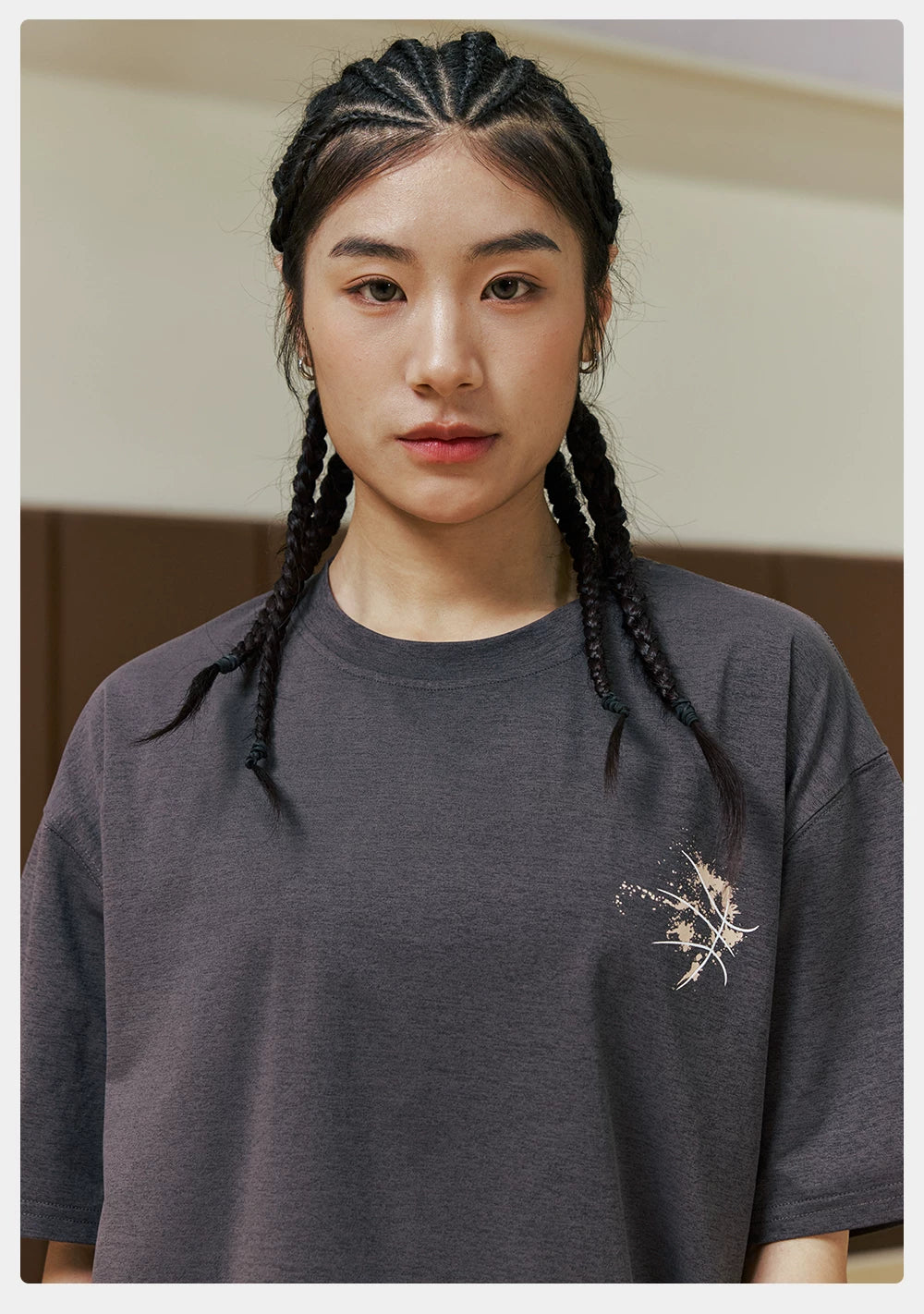 LUSHISI Casual Loose Tee