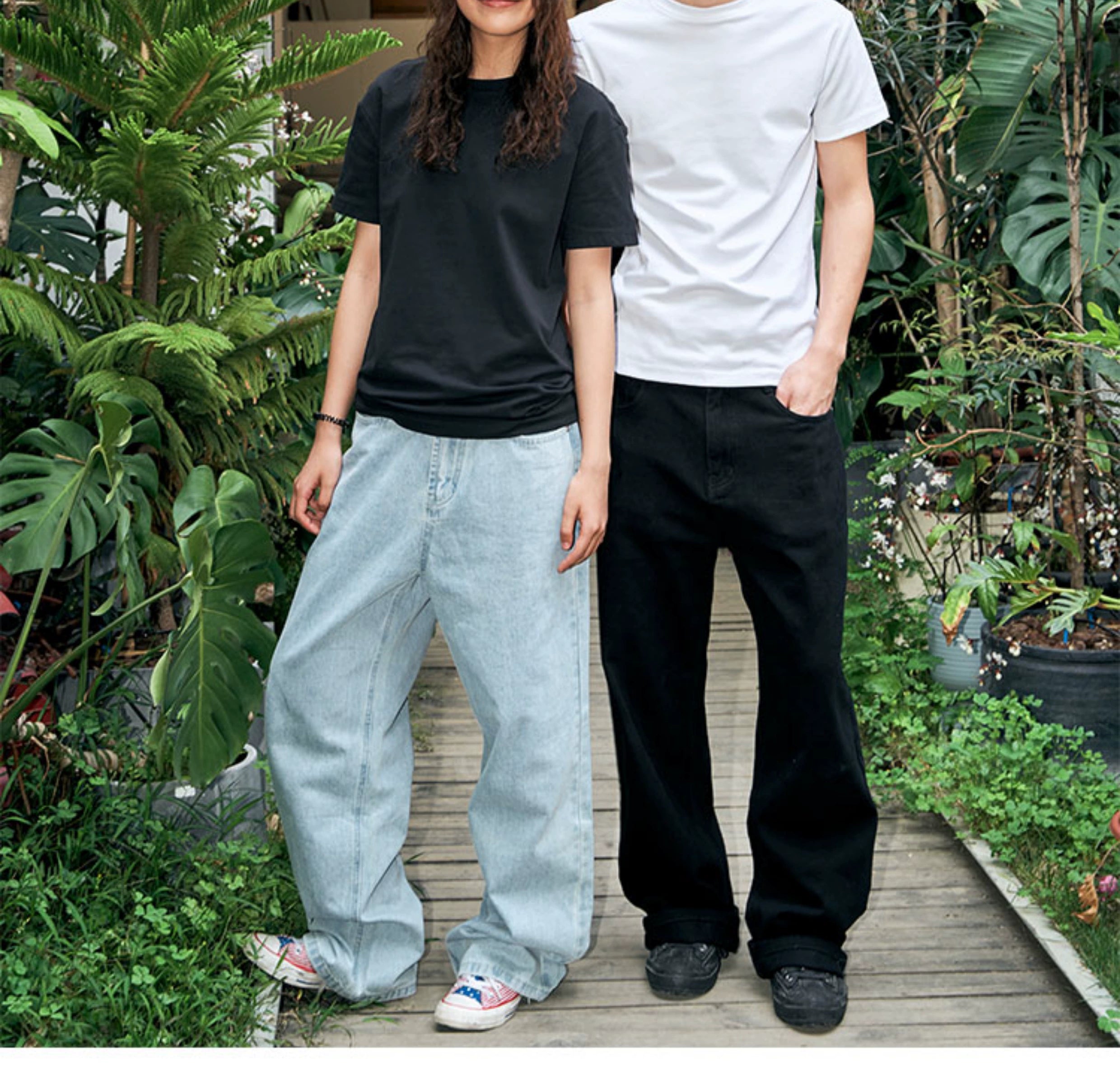 OBSESSWITH Basic Crew Neck Tee