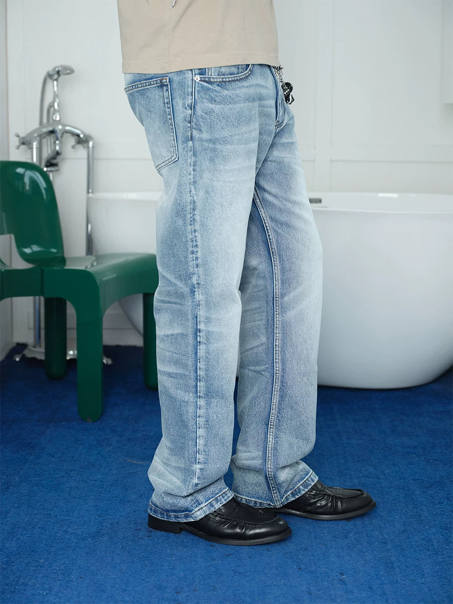ComicTree Loose and Versatile Straight Jeans