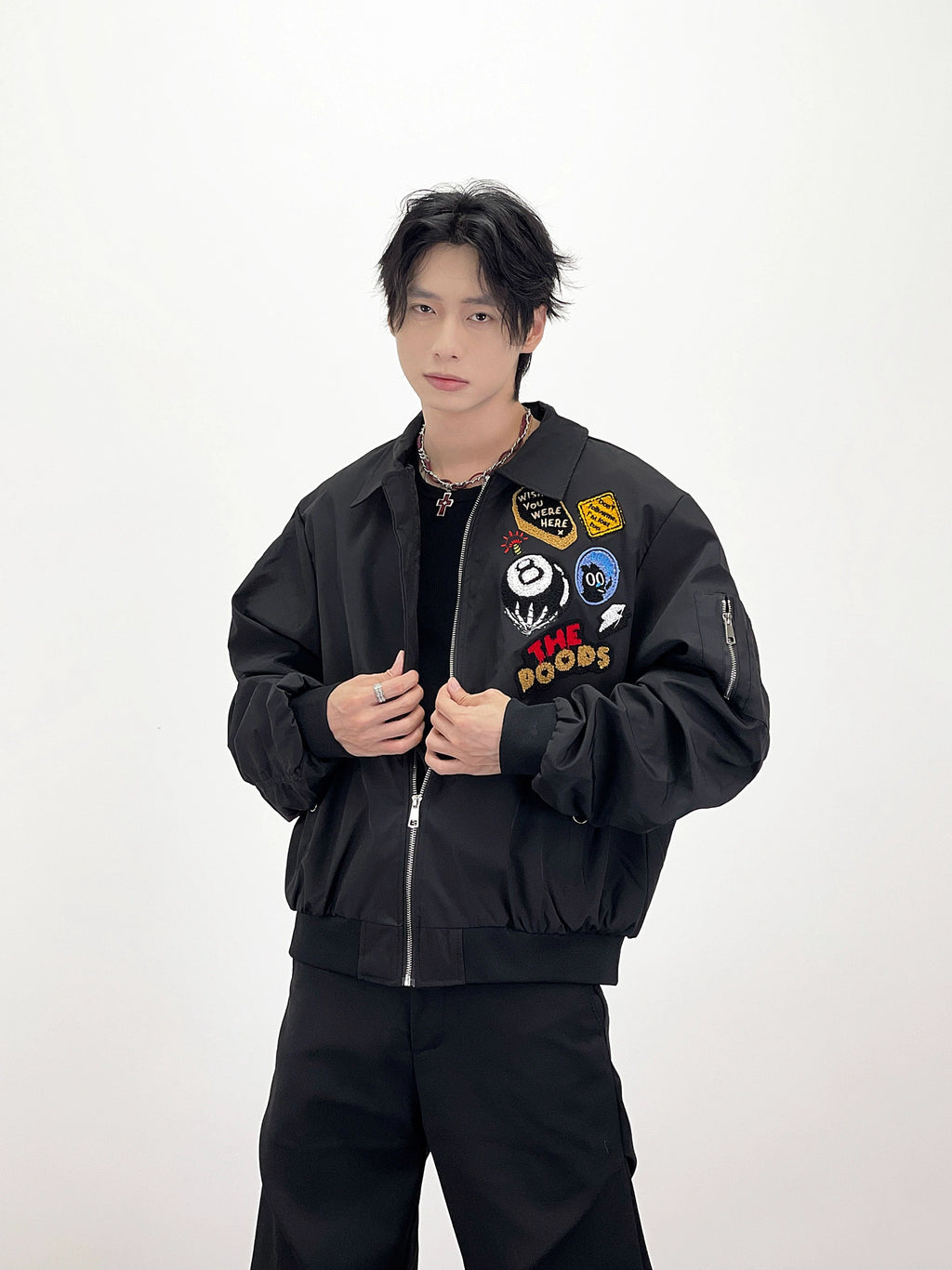 Kenvibe Badge Embroidered Print Loose Short Coat
