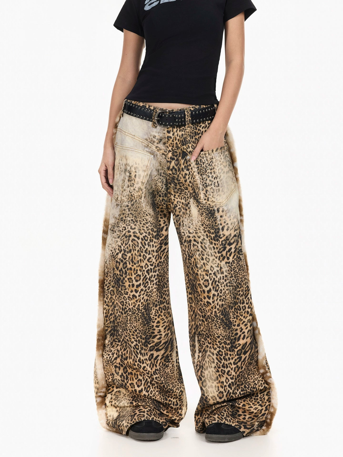 BTSG Vintage Stitched Leopard Jeans