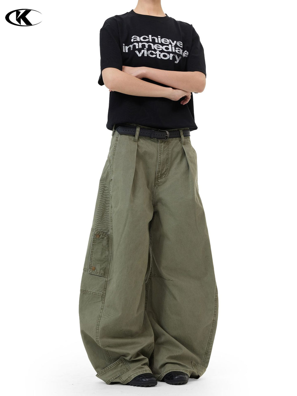 11KN Retro Multi-pocket Pleated Casual Overalls