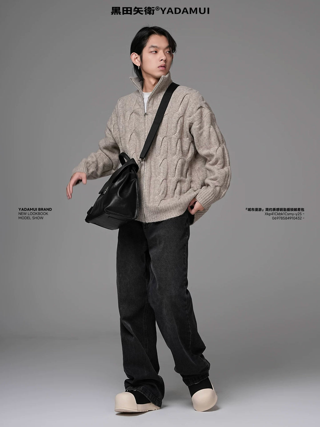 YADAMUI Large Capacity Commuter Retro Messenger Bag